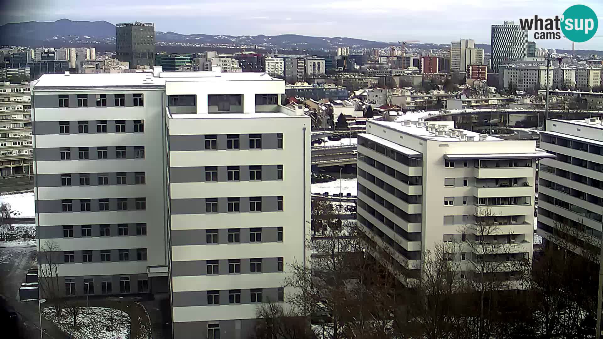 Krožišče Slavonske in Marin Držićeve ulice v Zagrebu v živo