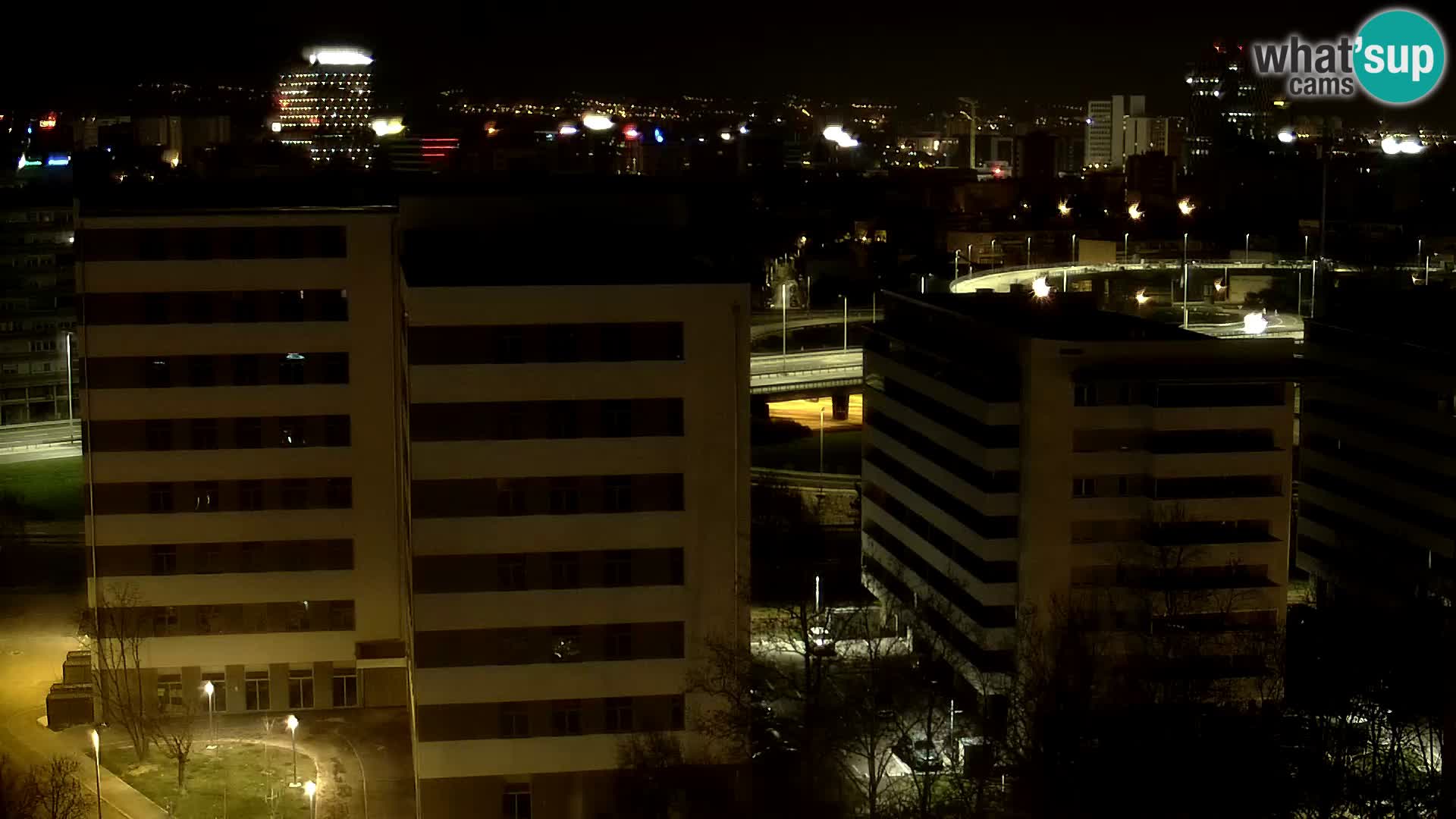 Live-Kreisverkehr Slavonska und Marin Držić Avenue zur Zagreb Webcam