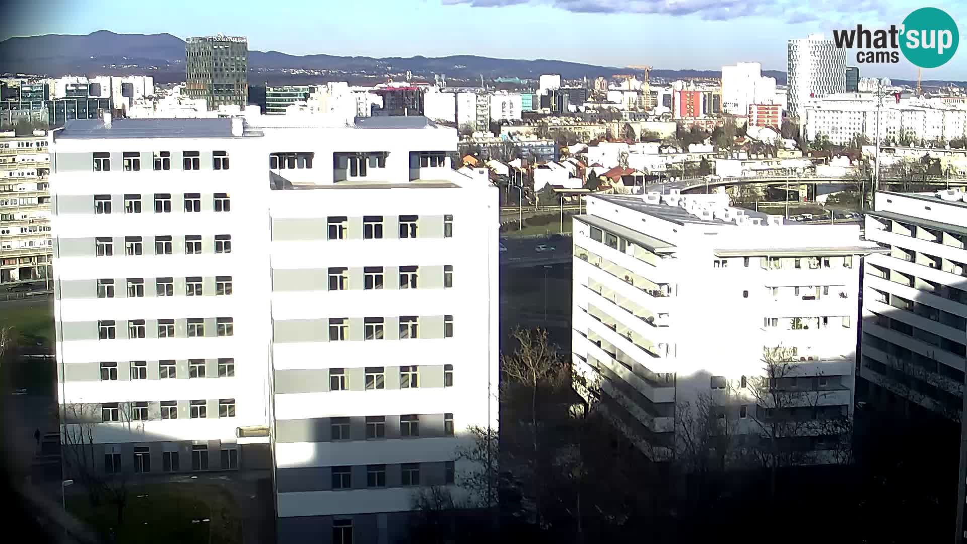 Krožišče Slavonske in Marin Držićeve ulice v Zagrebu v živo