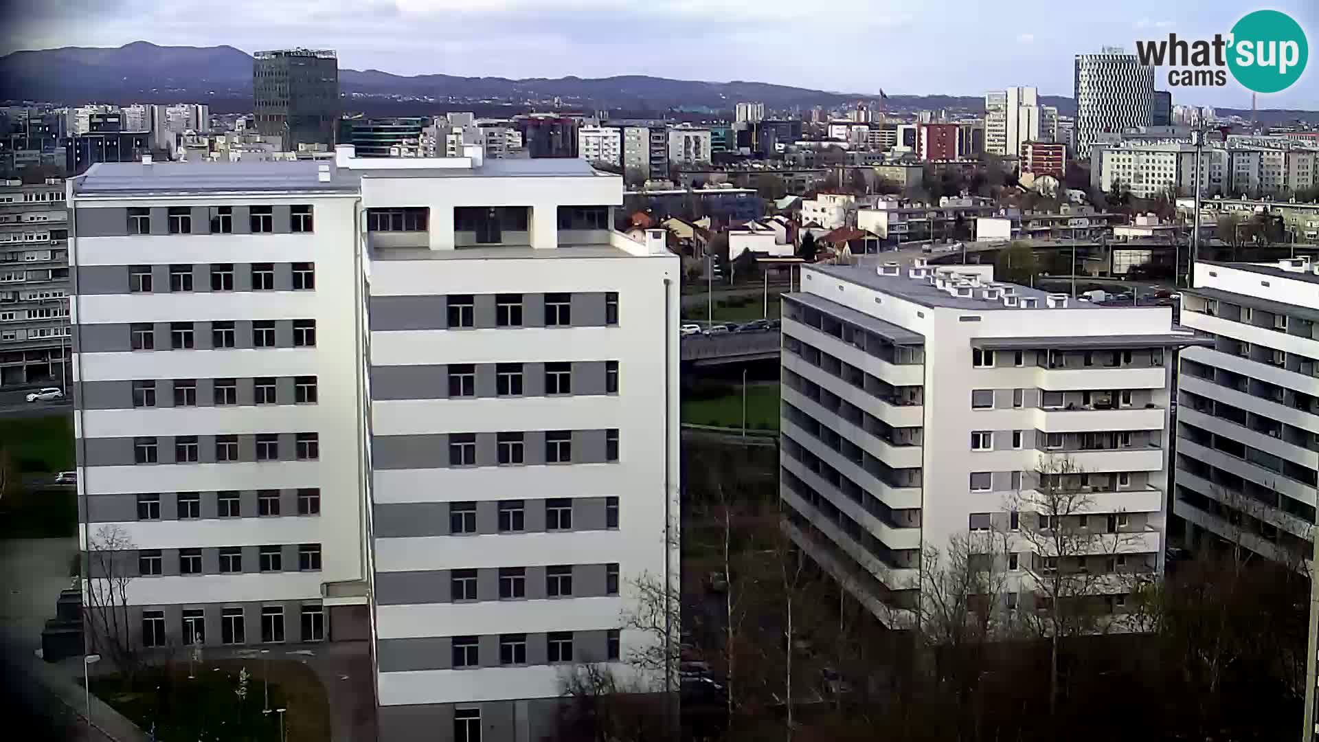 Live Interchange of Slavonska Avenue and Marin Držić Avenue in Zagreb webcam