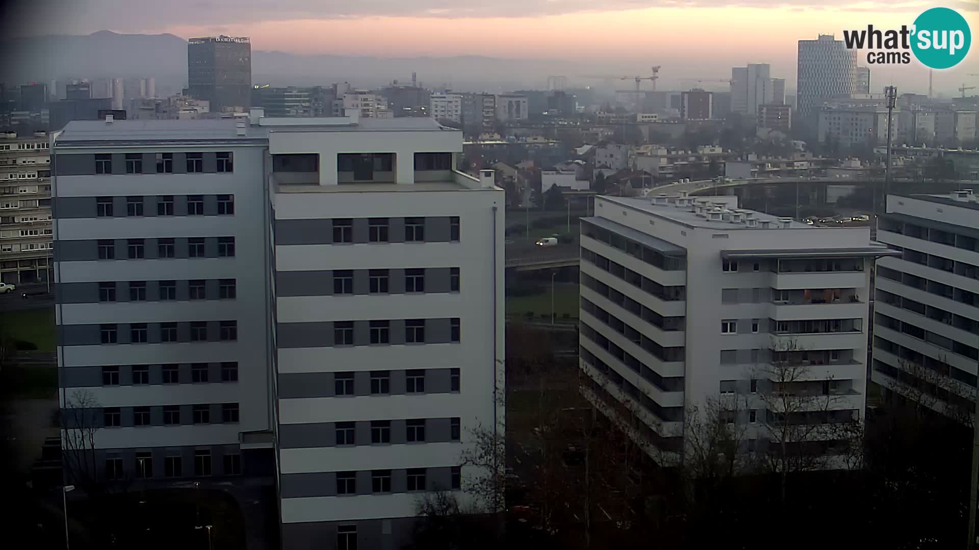 Live Interchange of Slavonska Avenue and Marin Držić Avenue in Zagreb webcam