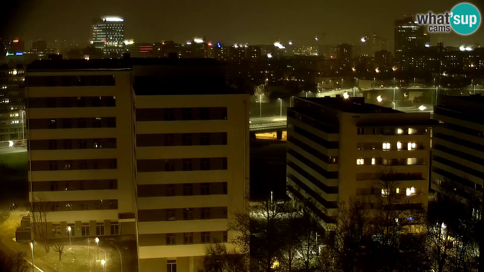Rond-point en direct traversant les avenues Slavonska et Marin Držić à Zagreb webcam