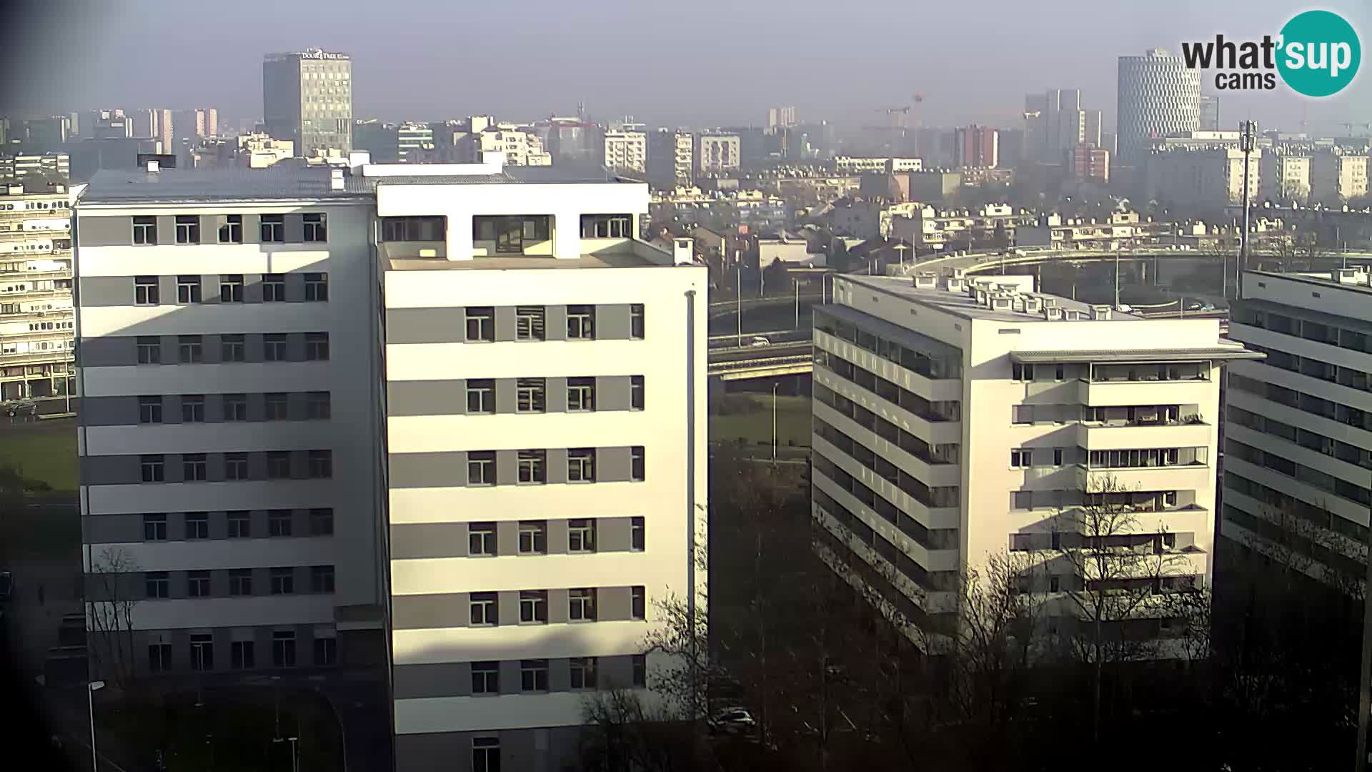 Web kamera Petlja Slavonska – Držićeva  – Zagreb Live