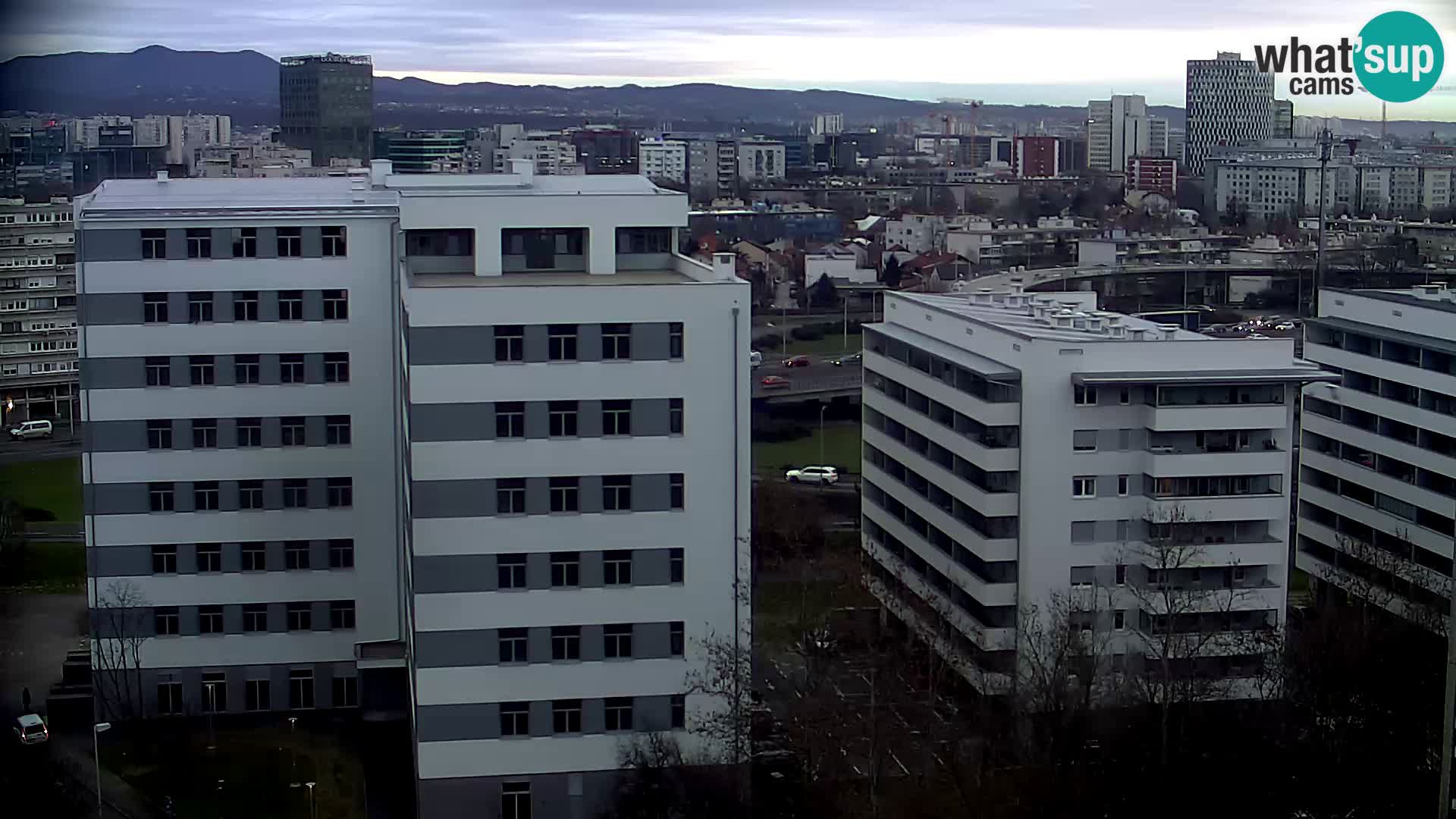 Live Interchange of Slavonska Avenue and Marin Držić Avenue in Zagreb webcam