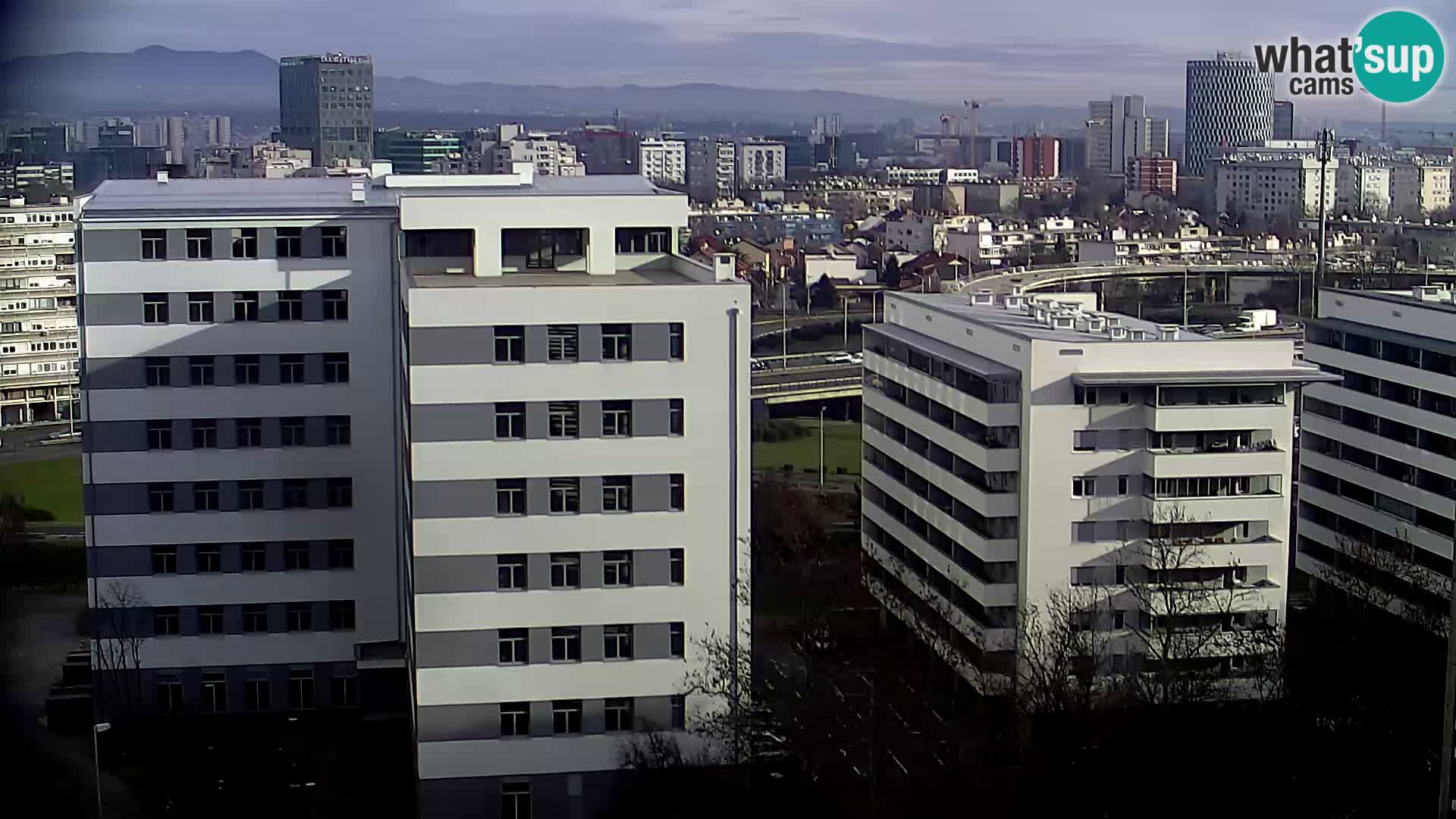 Live Interchange of Slavonska Avenue and Marin Držić Avenue in Zagreb webcam