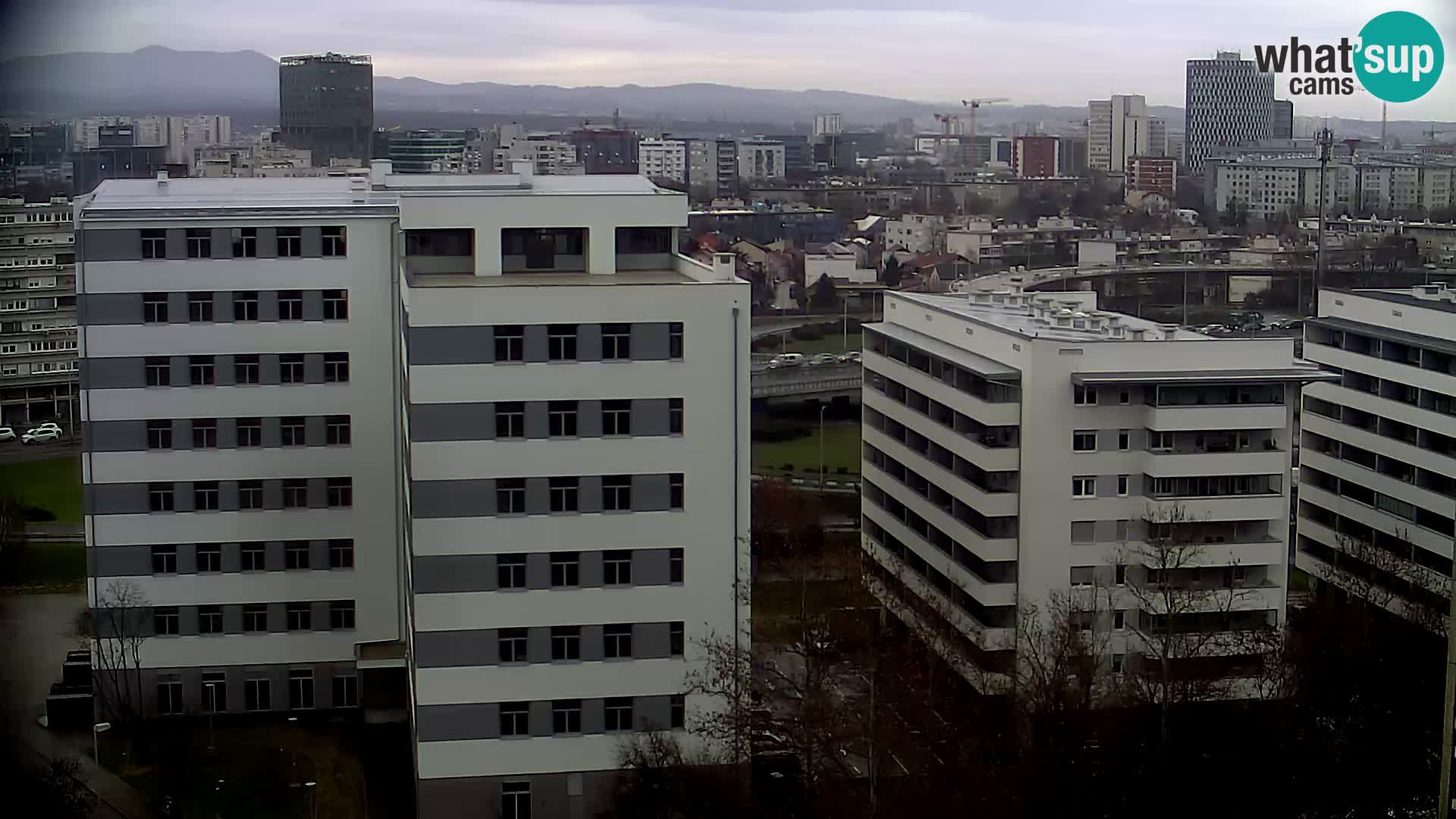 Live Interchange of Slavonska Avenue and Marin Držić Avenue in Zagreb webcam