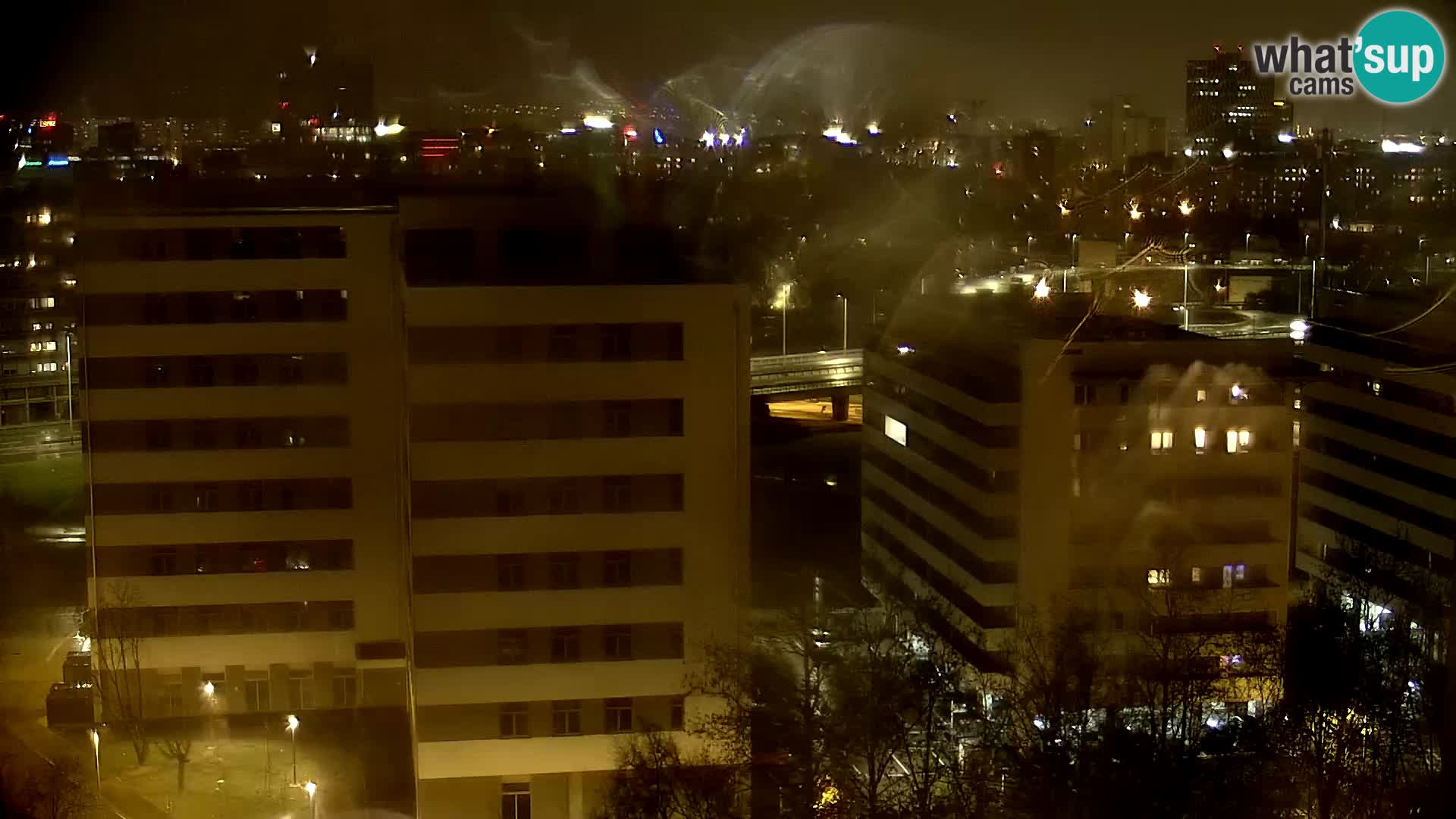 Live-Kreisverkehr Slavonska und Marin Držić Avenue zur Zagreb Webcam