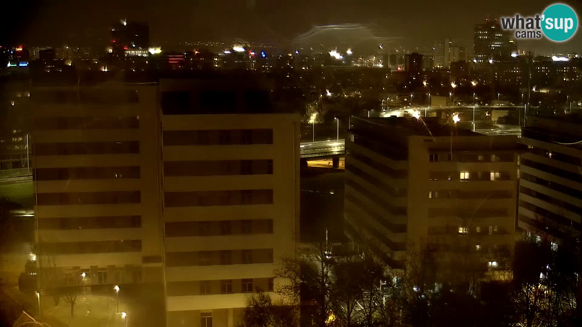 Krožišče Slavonske in Marin Držićeve ulice v Zagrebu v živo