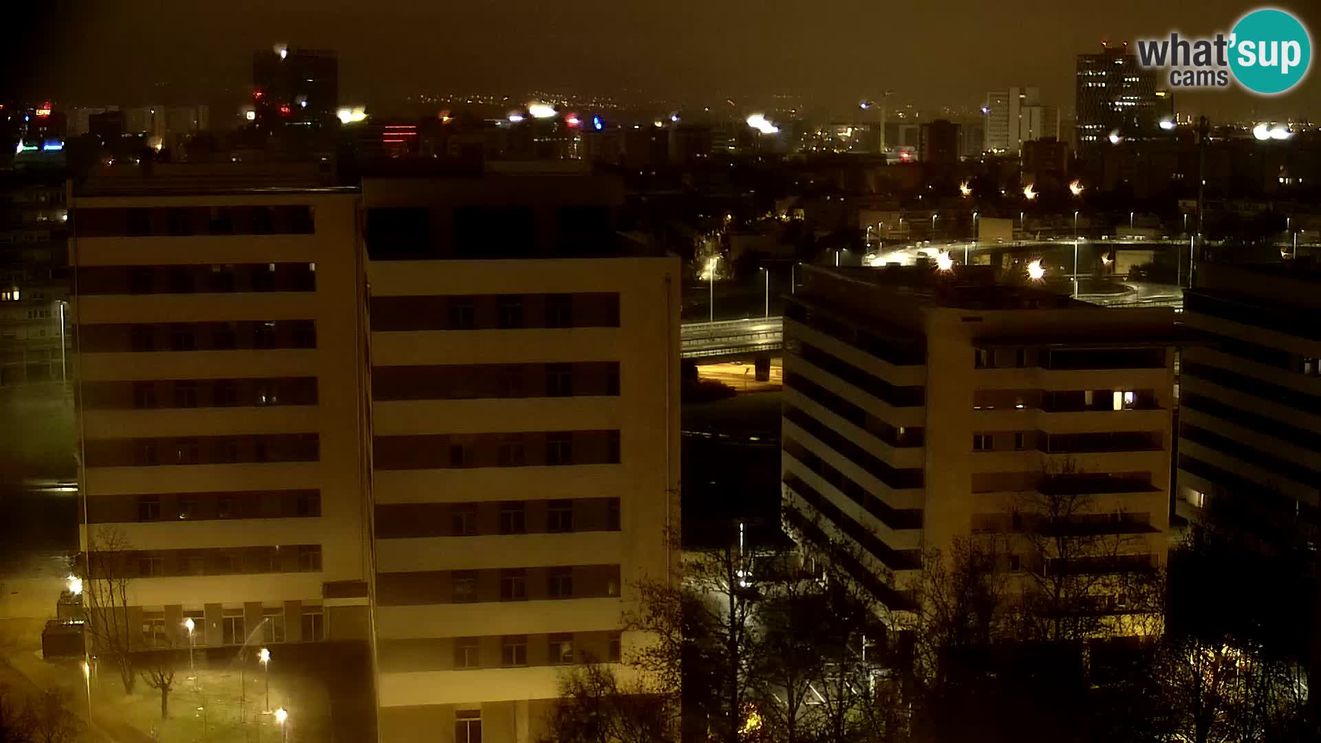 Live-Kreisverkehr Slavonska und Marin Držić Avenue zur Zagreb Webcam