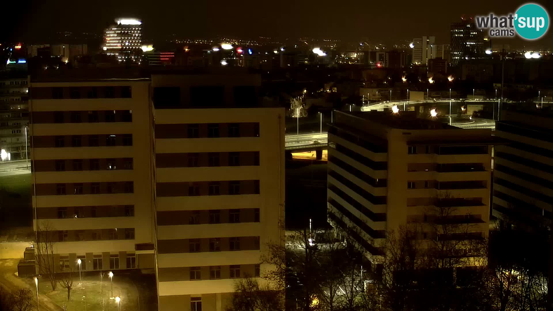 Live-Kreisverkehr Slavonska und Marin Držić Avenue zur Zagreb Webcam