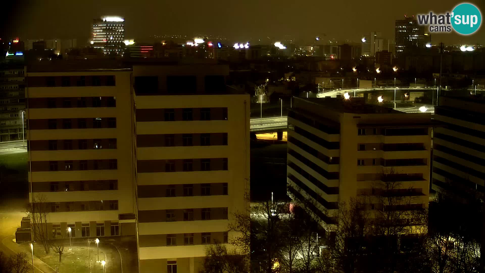 Live-Kreisverkehr Slavonska und Marin Držić Avenue zur Zagreb Webcam