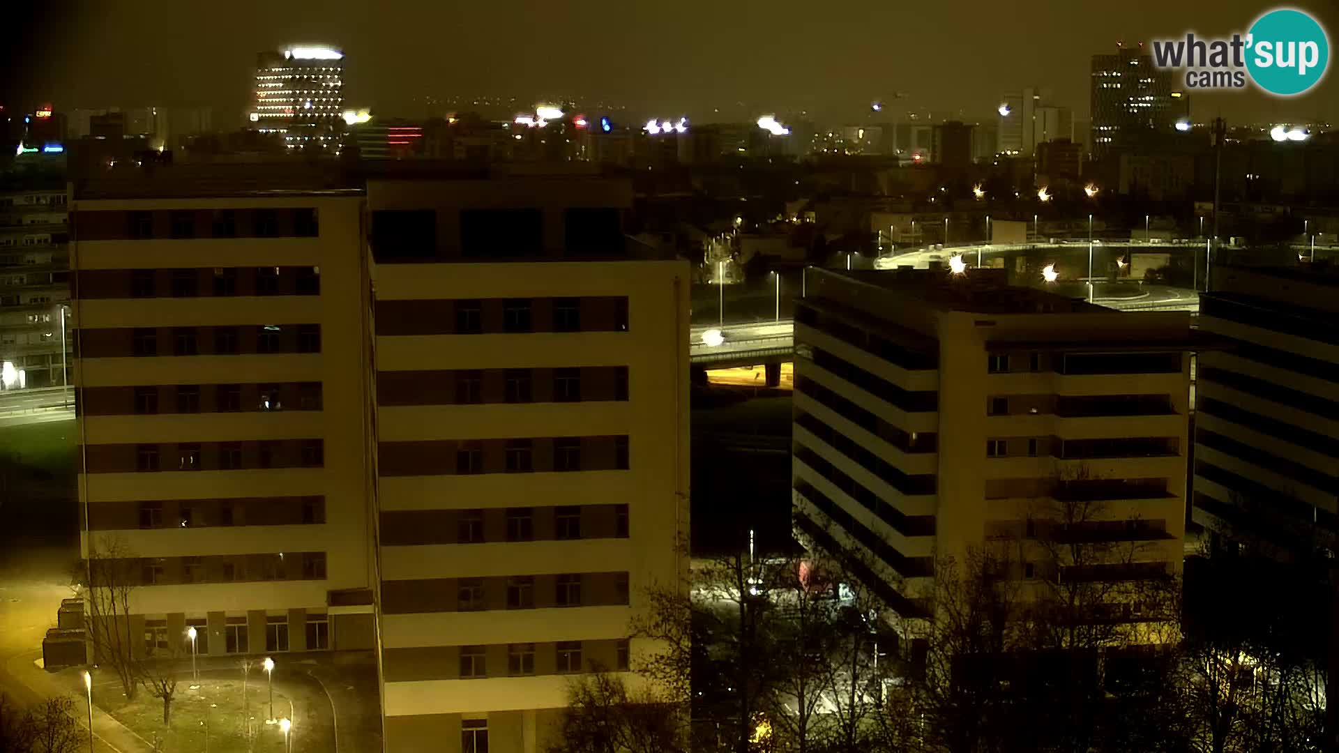 Live-Kreisverkehr Slavonska und Marin Držić Avenue zur Zagreb Webcam