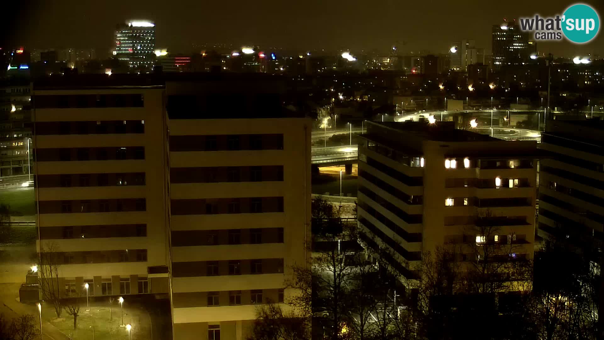 Krožišče Slavonske in Marin Držićeve ulice v Zagrebu v živo