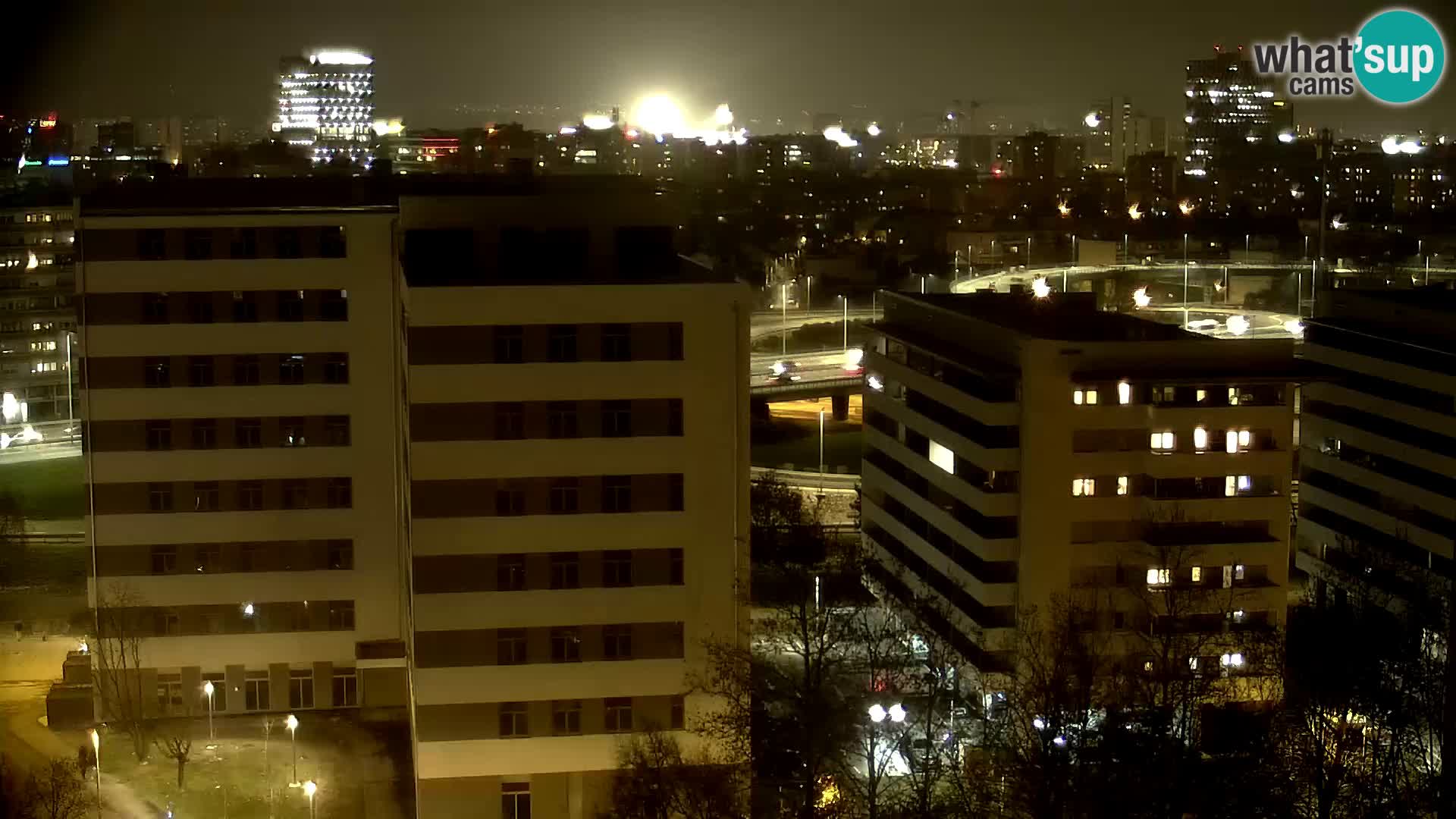 Krožišče Slavonske in Marin Držićeve ulice v Zagrebu v živo