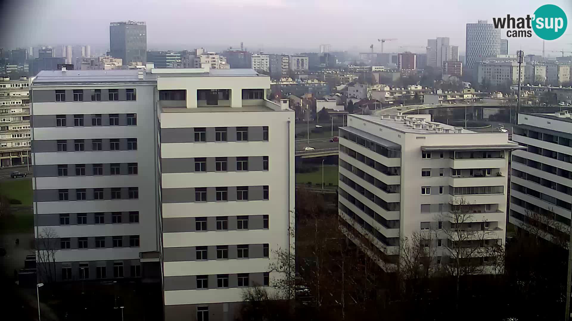 Krožišče Slavonske in Marin Držićeve ulice v Zagrebu v živo