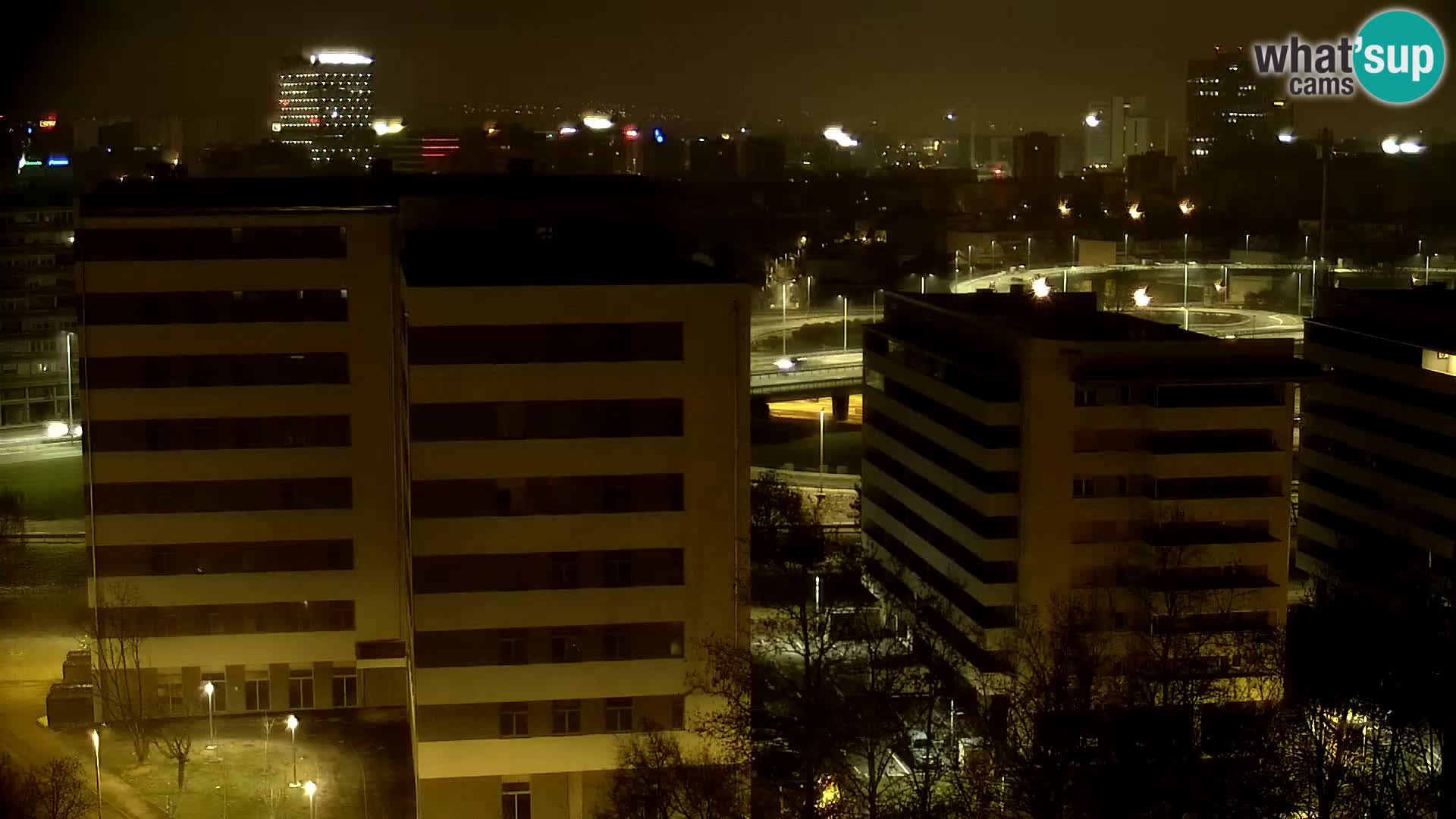 Live-Kreisverkehr Slavonska und Marin Držić Avenue zur Zagreb Webcam