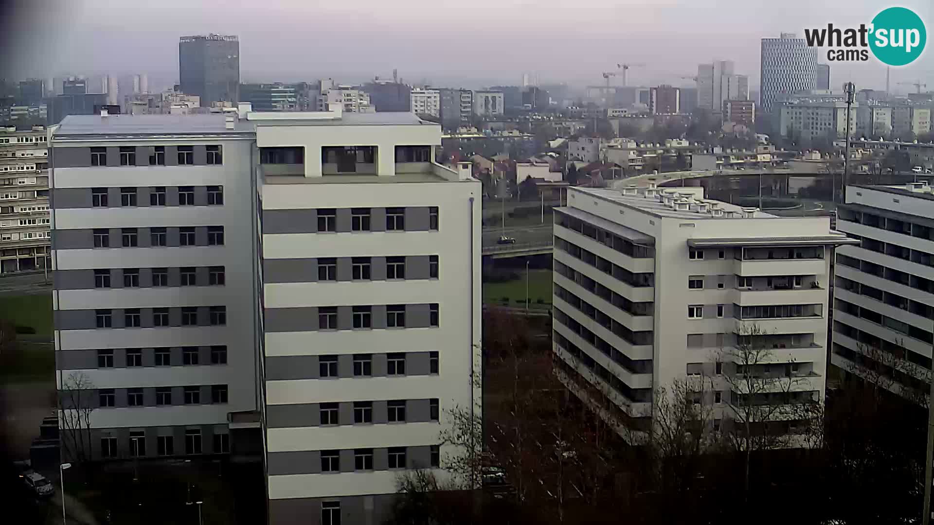 Krožišče Slavonske in Marin Držićeve ulice v Zagrebu v živo