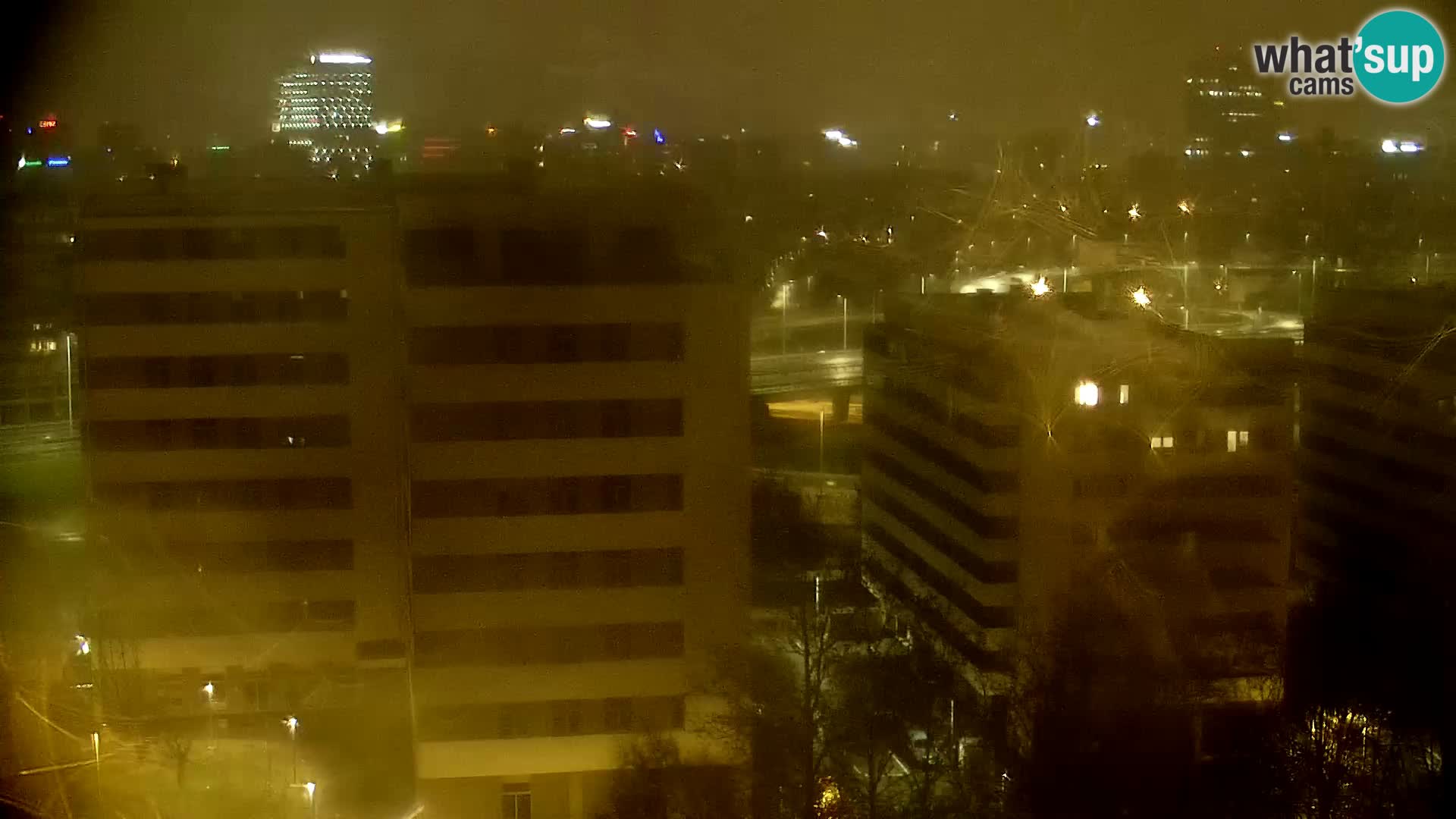 Rond-point en direct traversant les avenues Slavonska et Marin Držić à Zagreb webcam