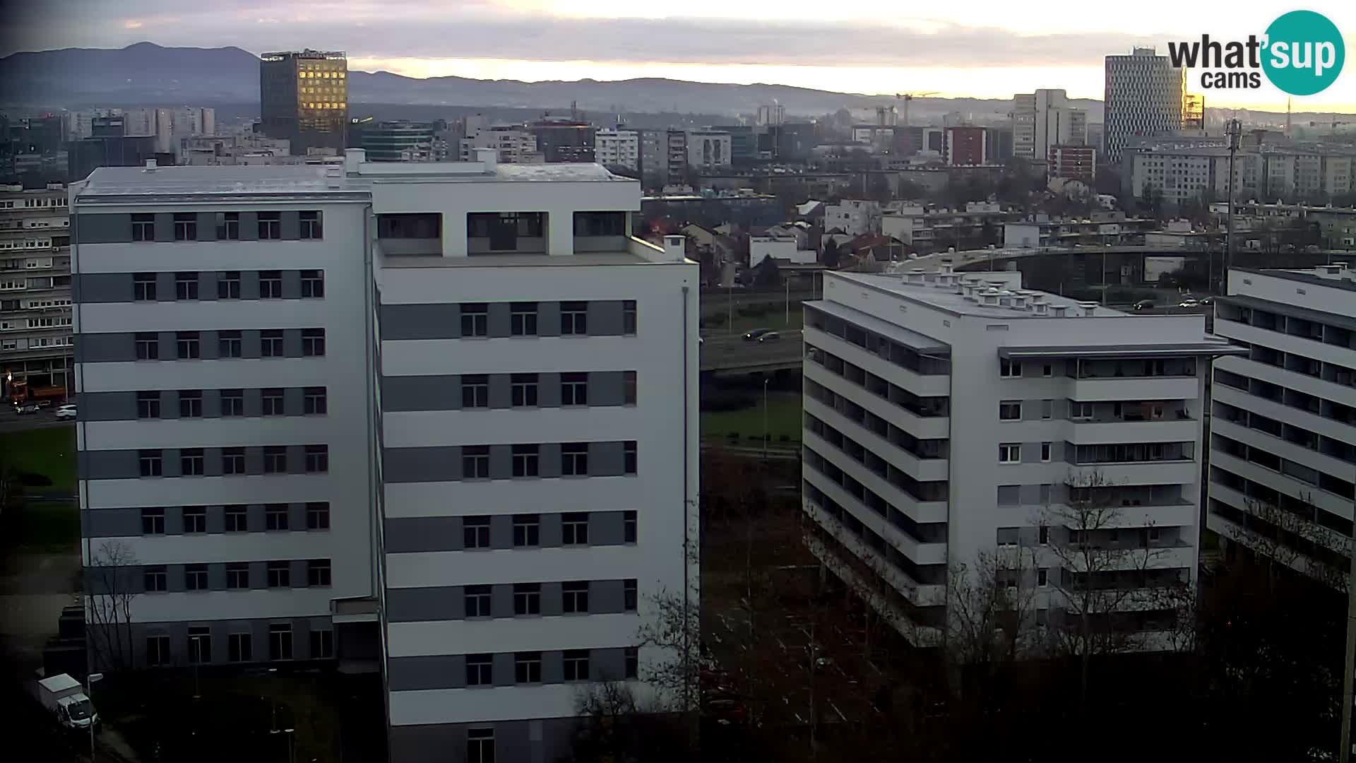 Live Interchange of Slavonska Avenue and Marin Držić Avenue in Zagreb webcam