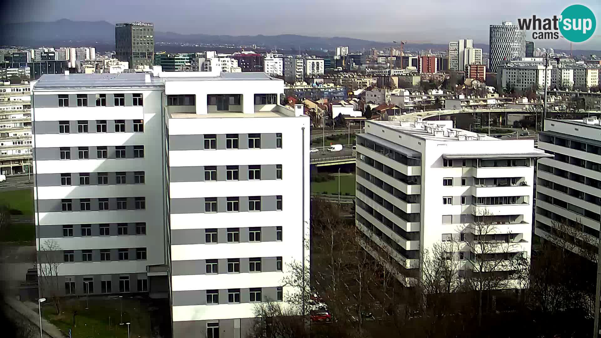 Krožišče Slavonske in Marin Držićeve ulice v Zagrebu v živo