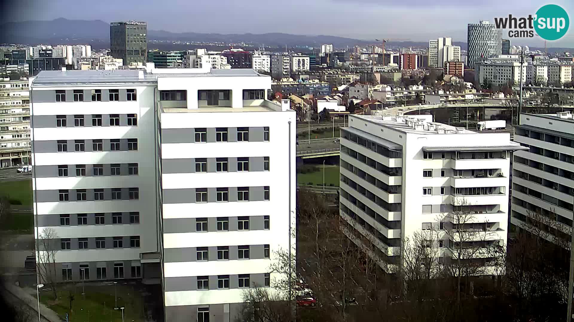 Live-Kreisverkehr Slavonska und Marin Držić Avenue zur Zagreb Webcam