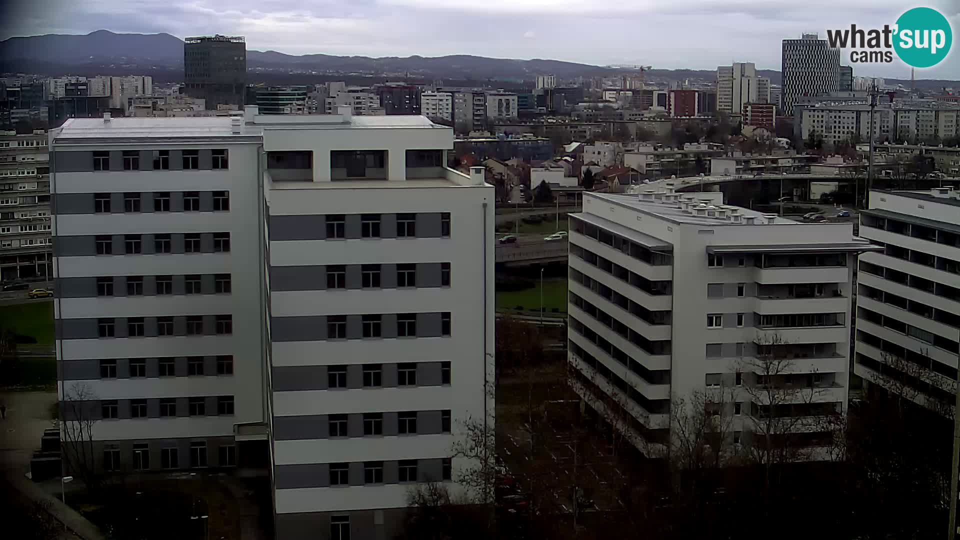 Rotatoria e incrocio viale Slavonska e Marin Držić  – webcam di Zagabria