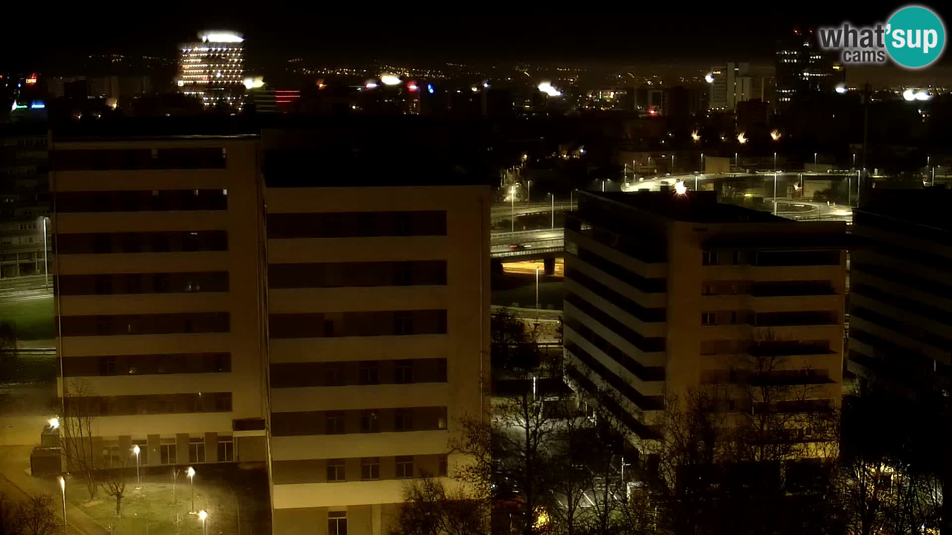 Krožišče Slavonske in Marin Držićeve ulice v Zagrebu v živo