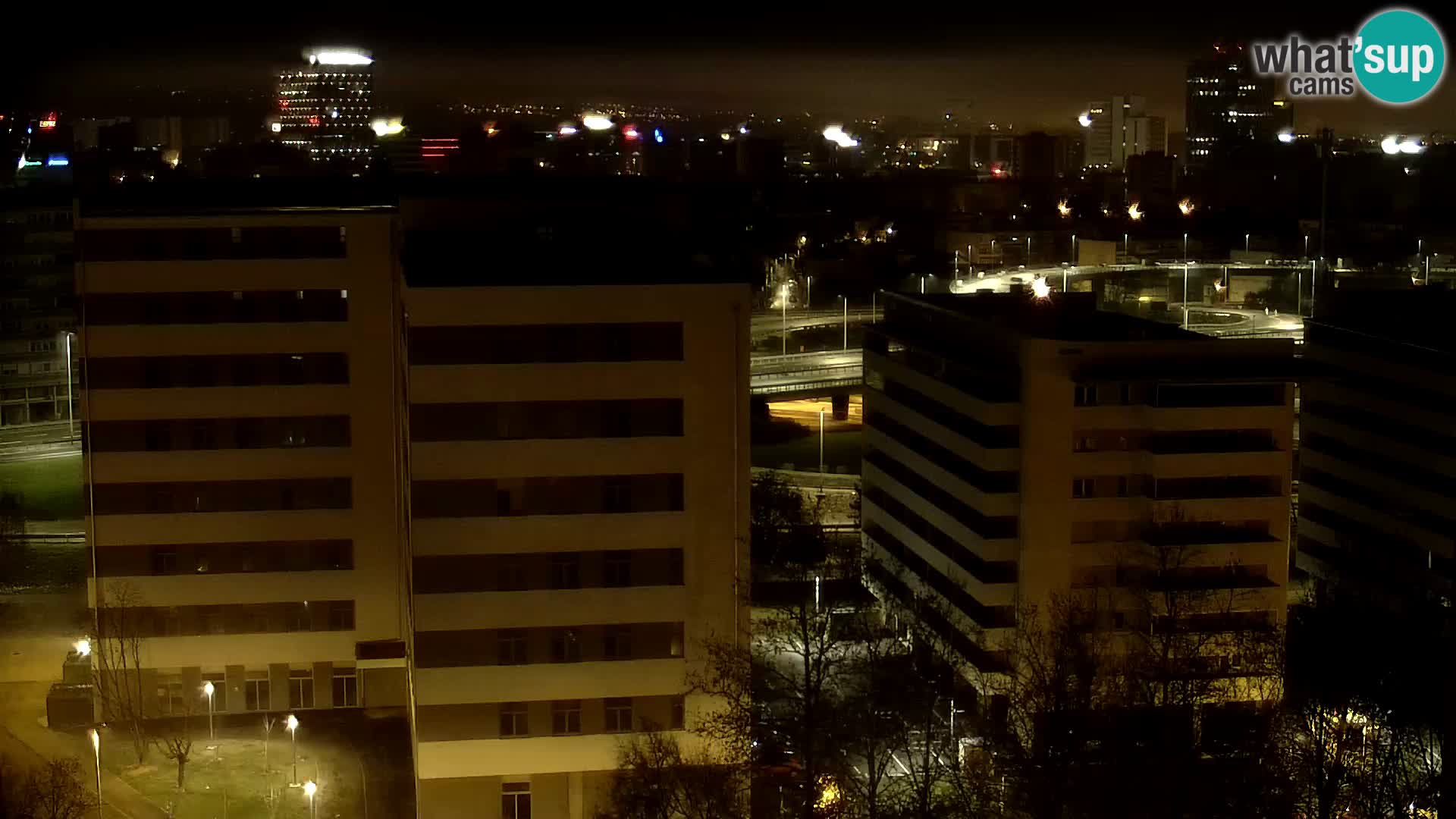 Live-Kreisverkehr Slavonska und Marin Držić Avenue zur Zagreb Webcam