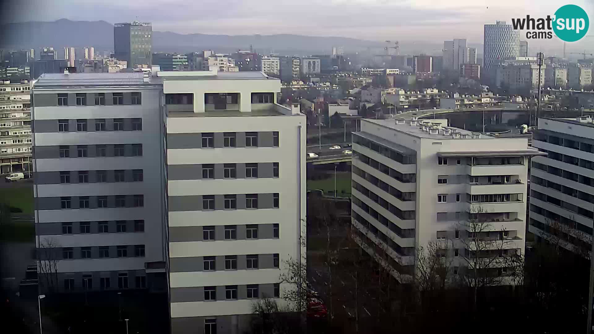 Live Interchange of Slavonska Avenue and Marin Držić Avenue in Zagreb webcam