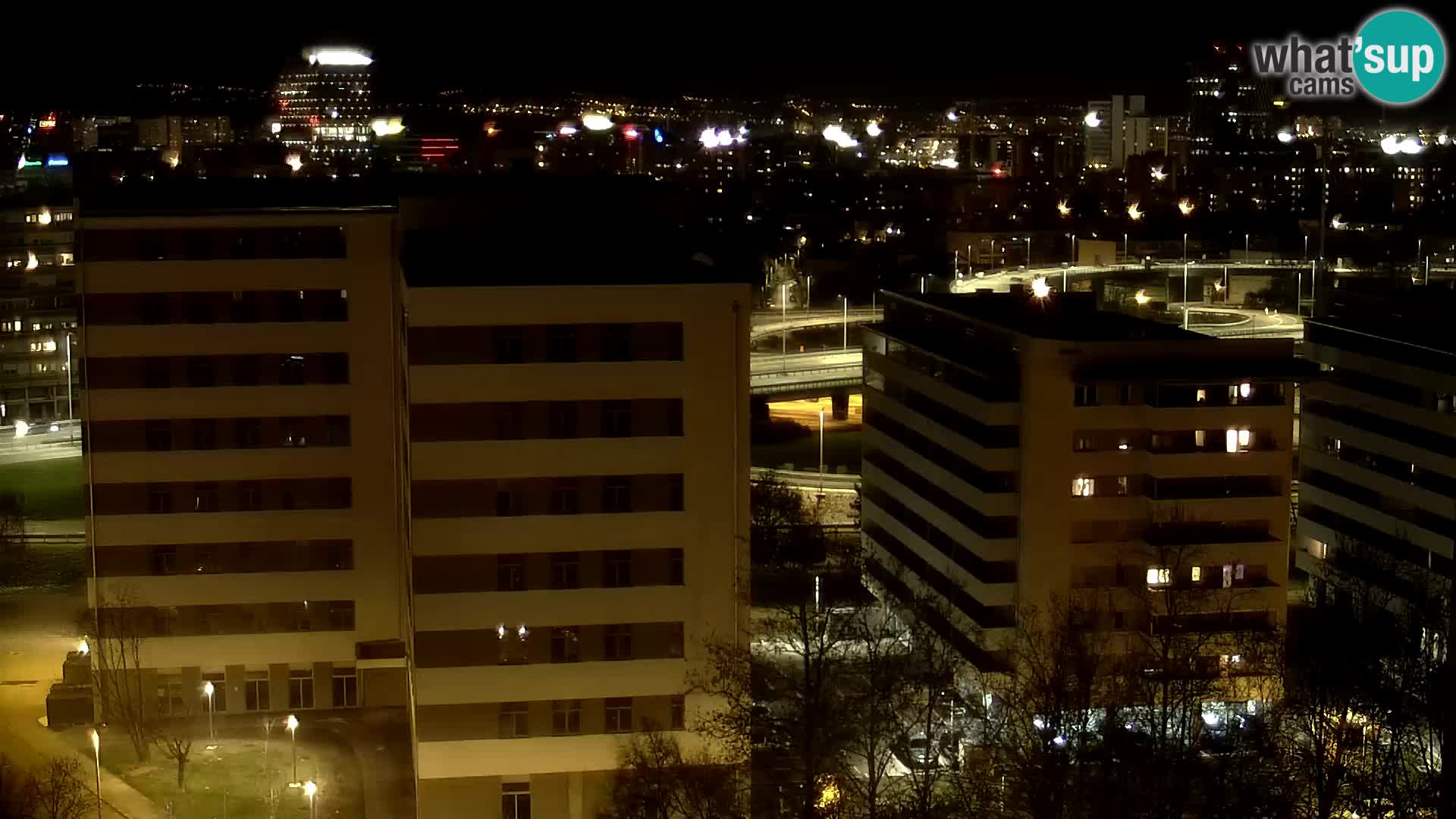 Krožišče Slavonske in Marin Držićeve ulice v Zagrebu v živo