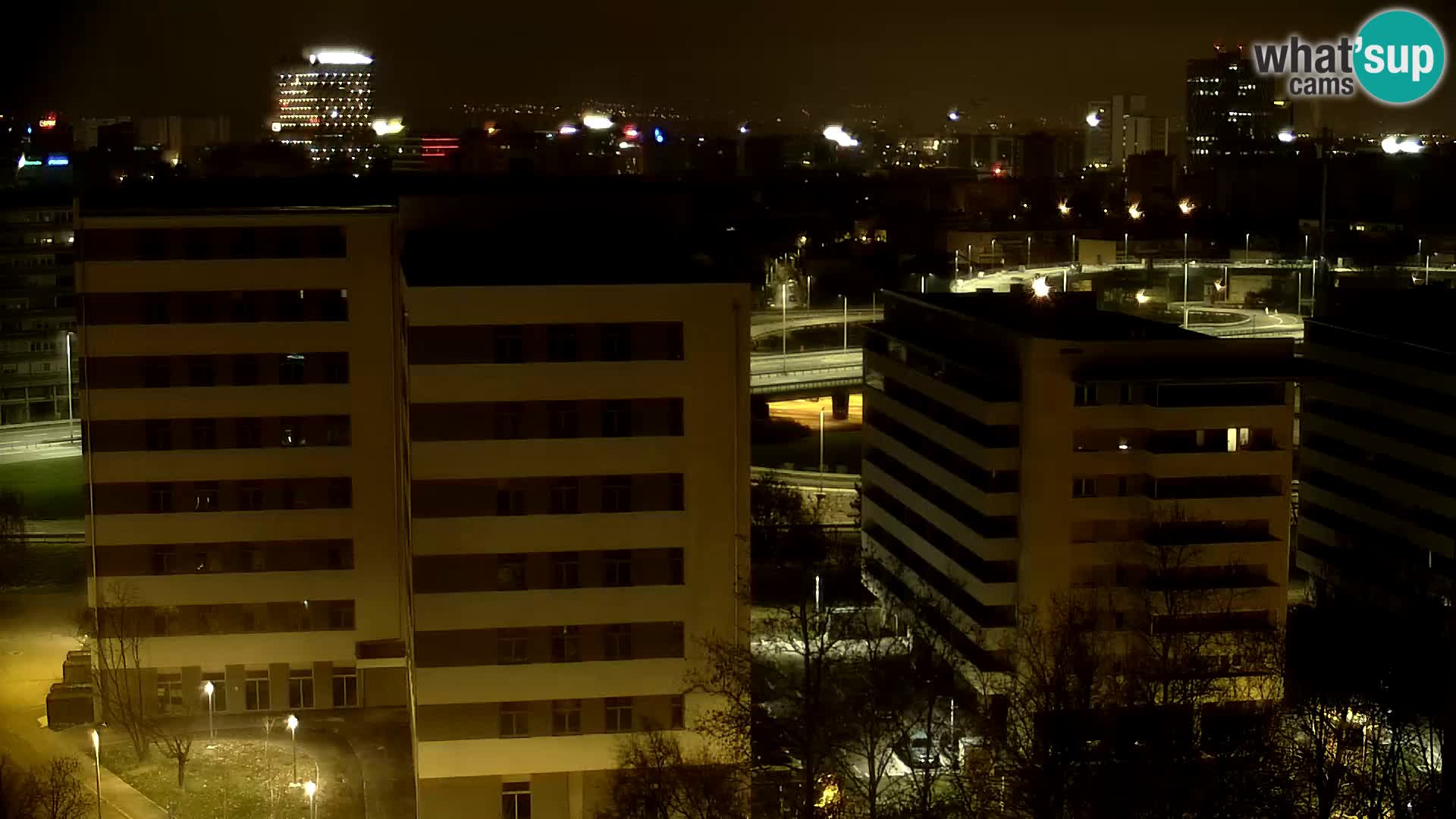 Live-Kreisverkehr Slavonska und Marin Držić Avenue zur Zagreb Webcam