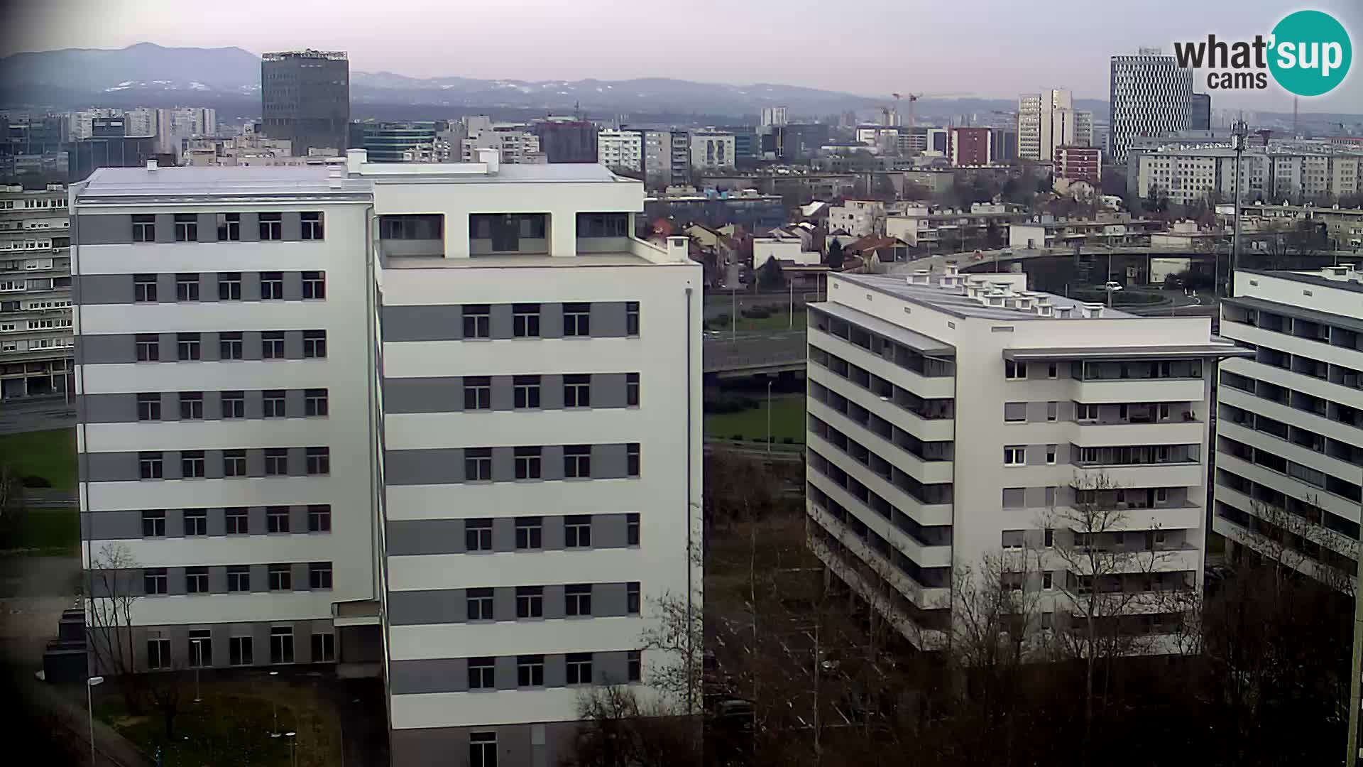 Rotatoria e incrocio viale Slavonska e Marin Držić  – webcam di Zagabria