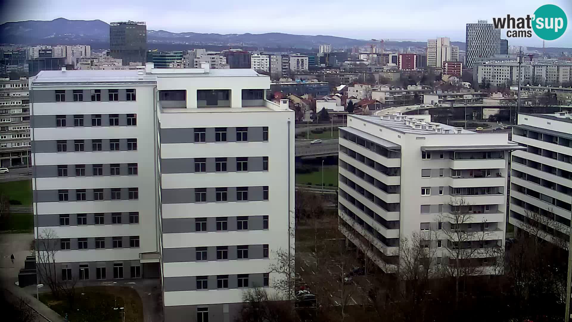 Web kamera Petlja Slavonska – Držićeva  – Zagreb Live