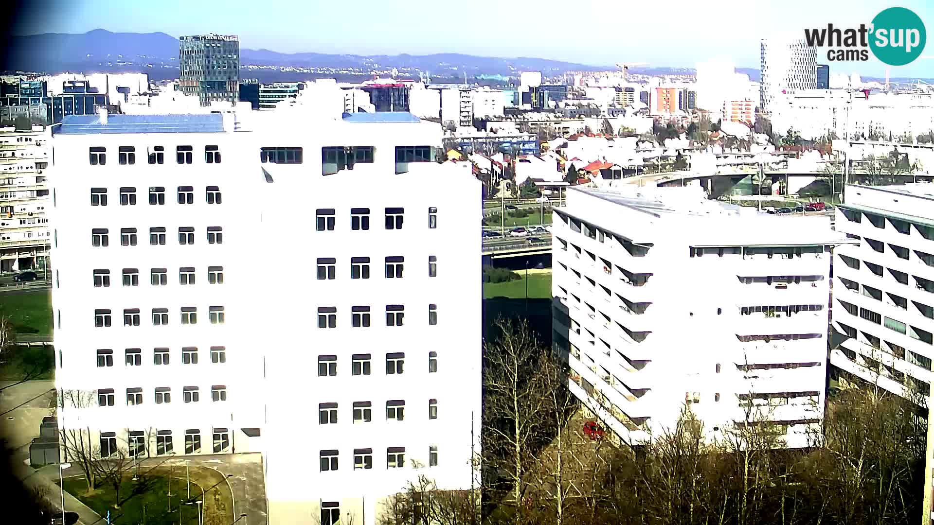 Web kamera Petlja Slavonska – Držićeva  – Zagreb Live