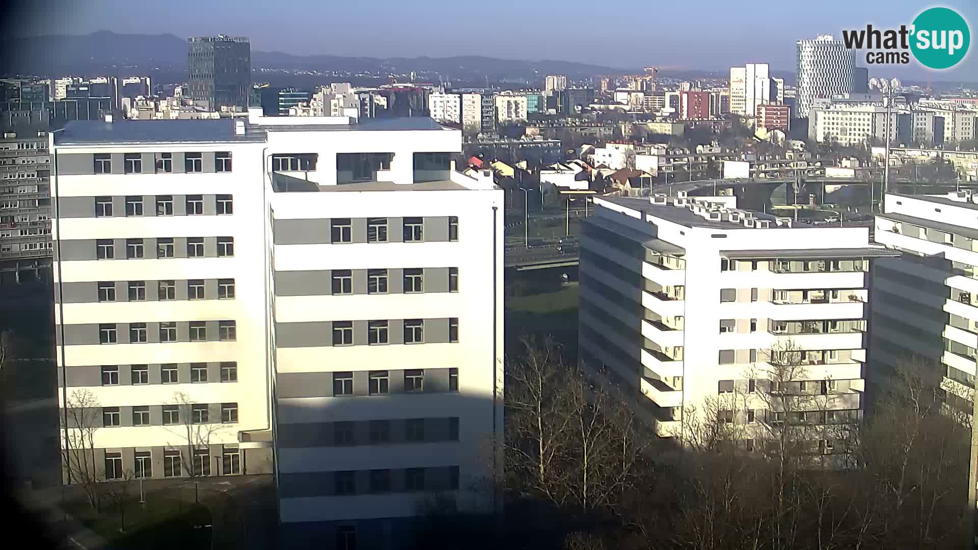 Rotatoria e incrocio viale Slavonska e Marin Držić  – webcam di Zagabria