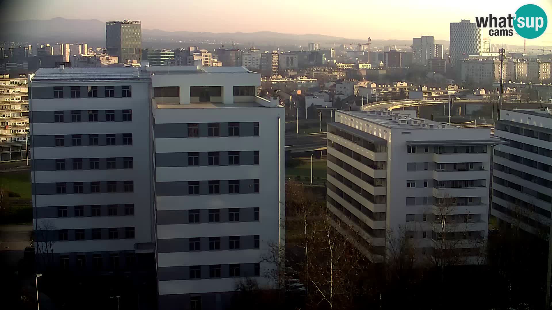 Rotatoria e incrocio viale Slavonska e Marin Držić  – webcam di Zagabria