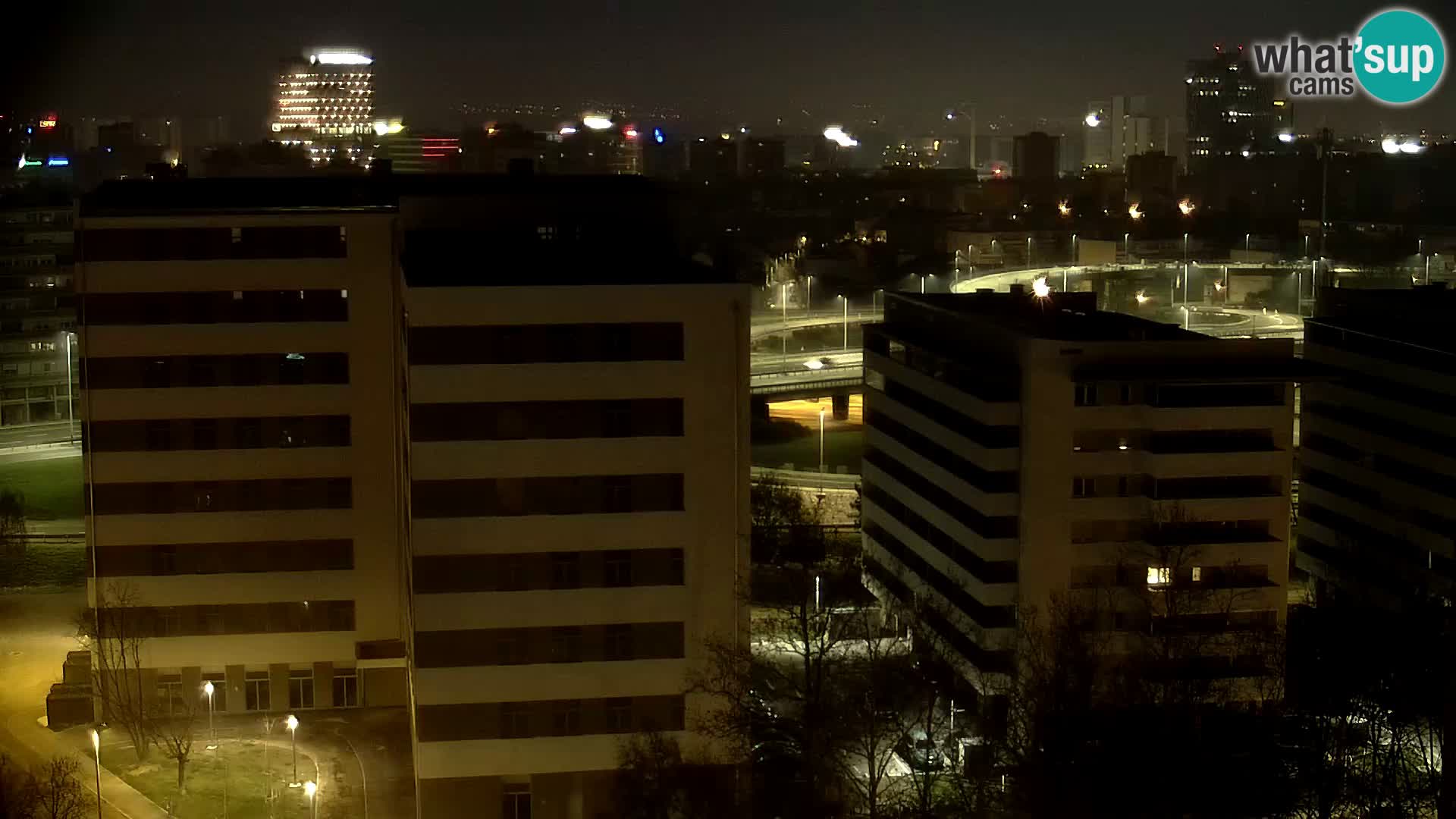 Krožišče Slavonske in Marin Držićeve ulice v Zagrebu v živo