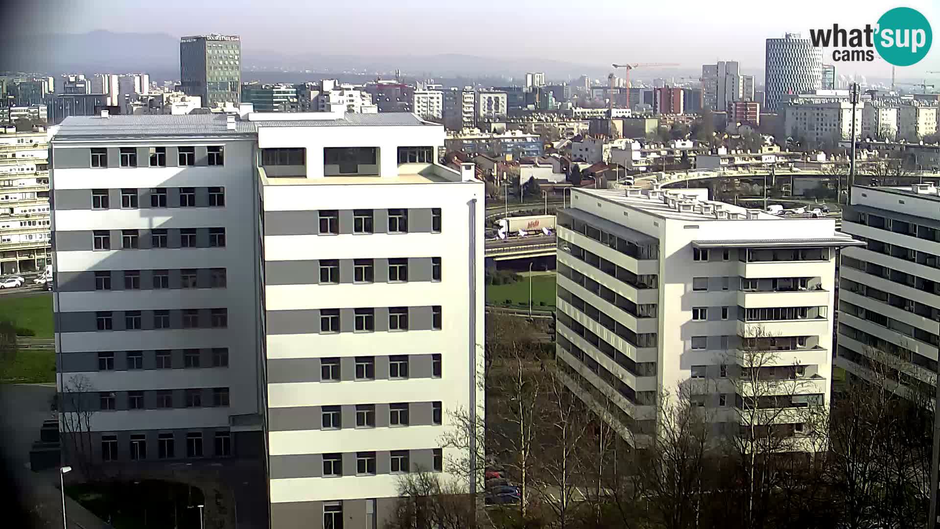 Web kamera Petlja Slavonska – Držićeva  – Zagreb Live