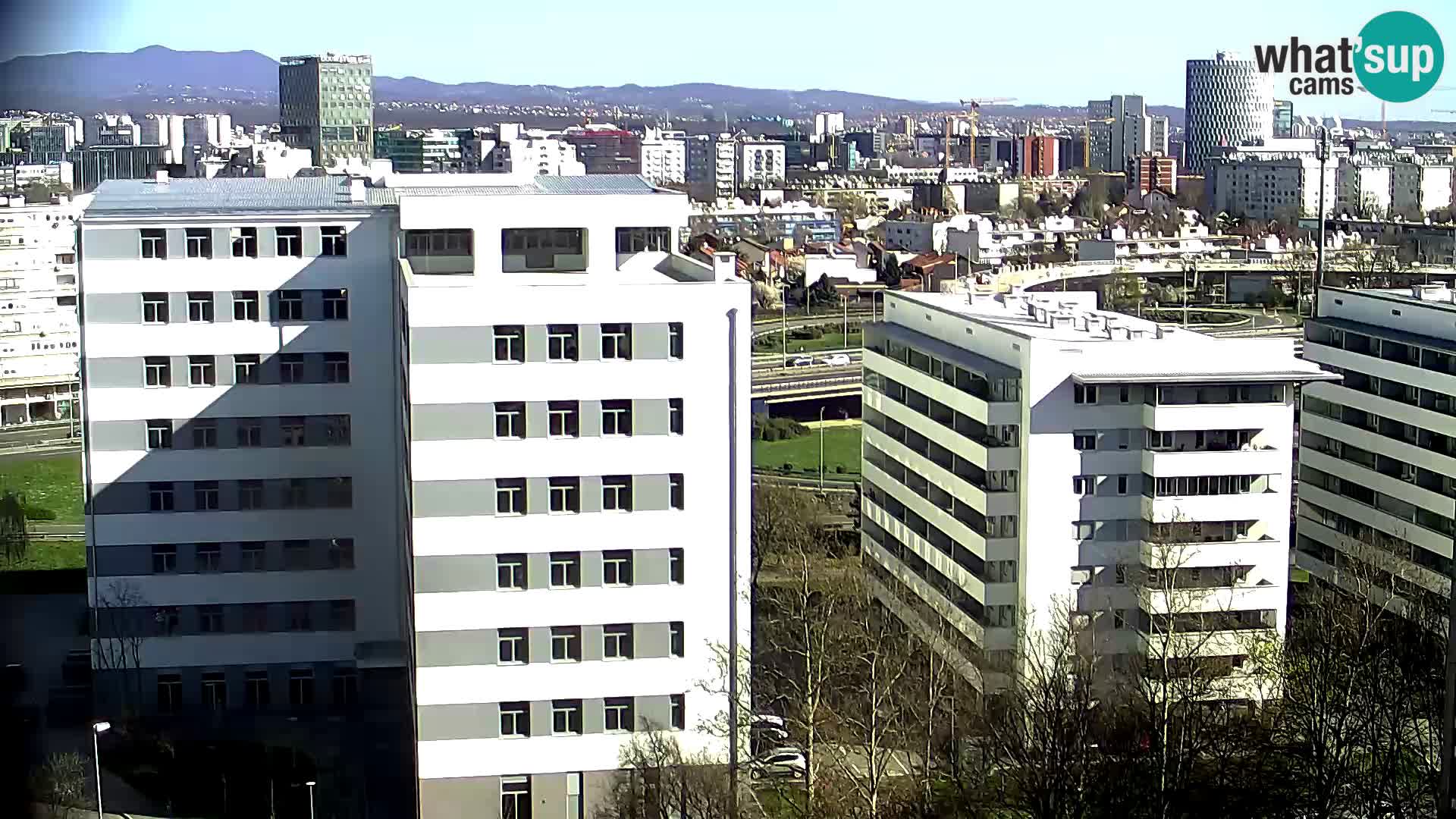 Live Interchange of Slavonska Avenue and Marin Držić Avenue in Zagreb webcam