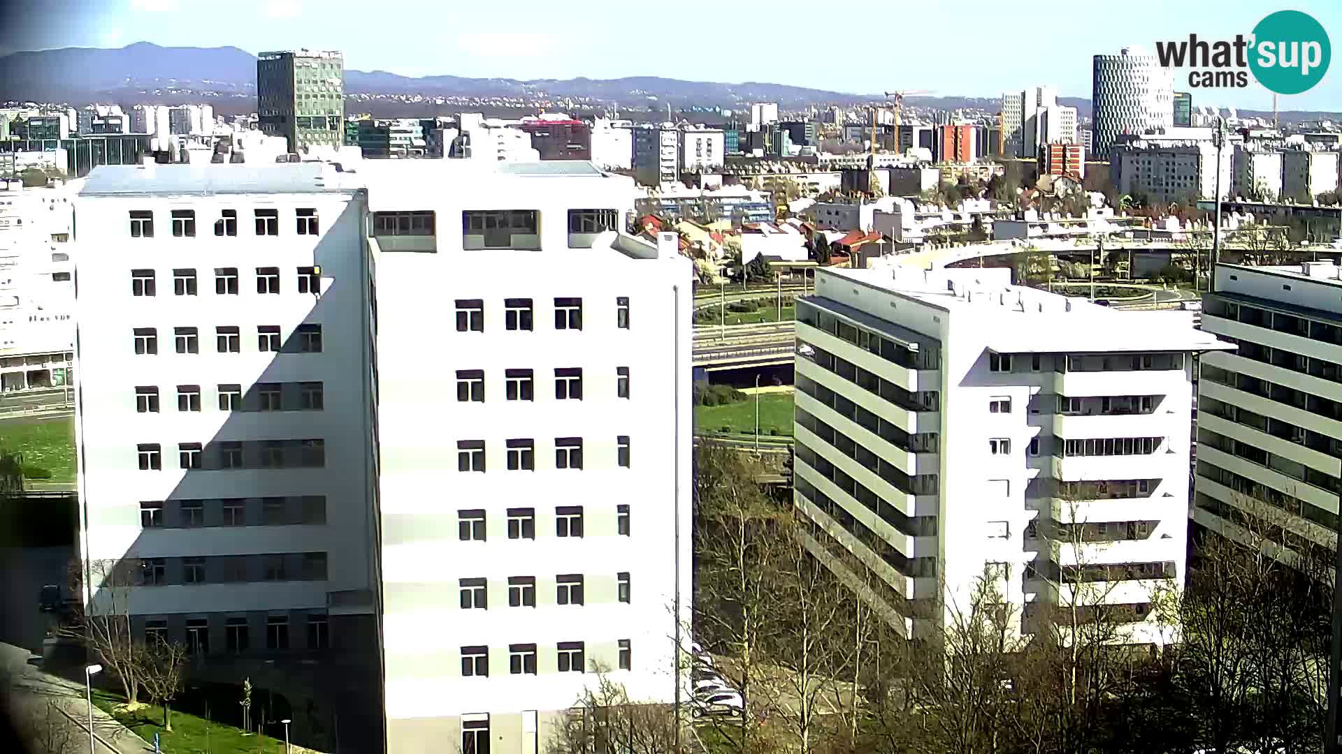 Krožišče Slavonske in Marin Držićeve ulice v Zagrebu v živo