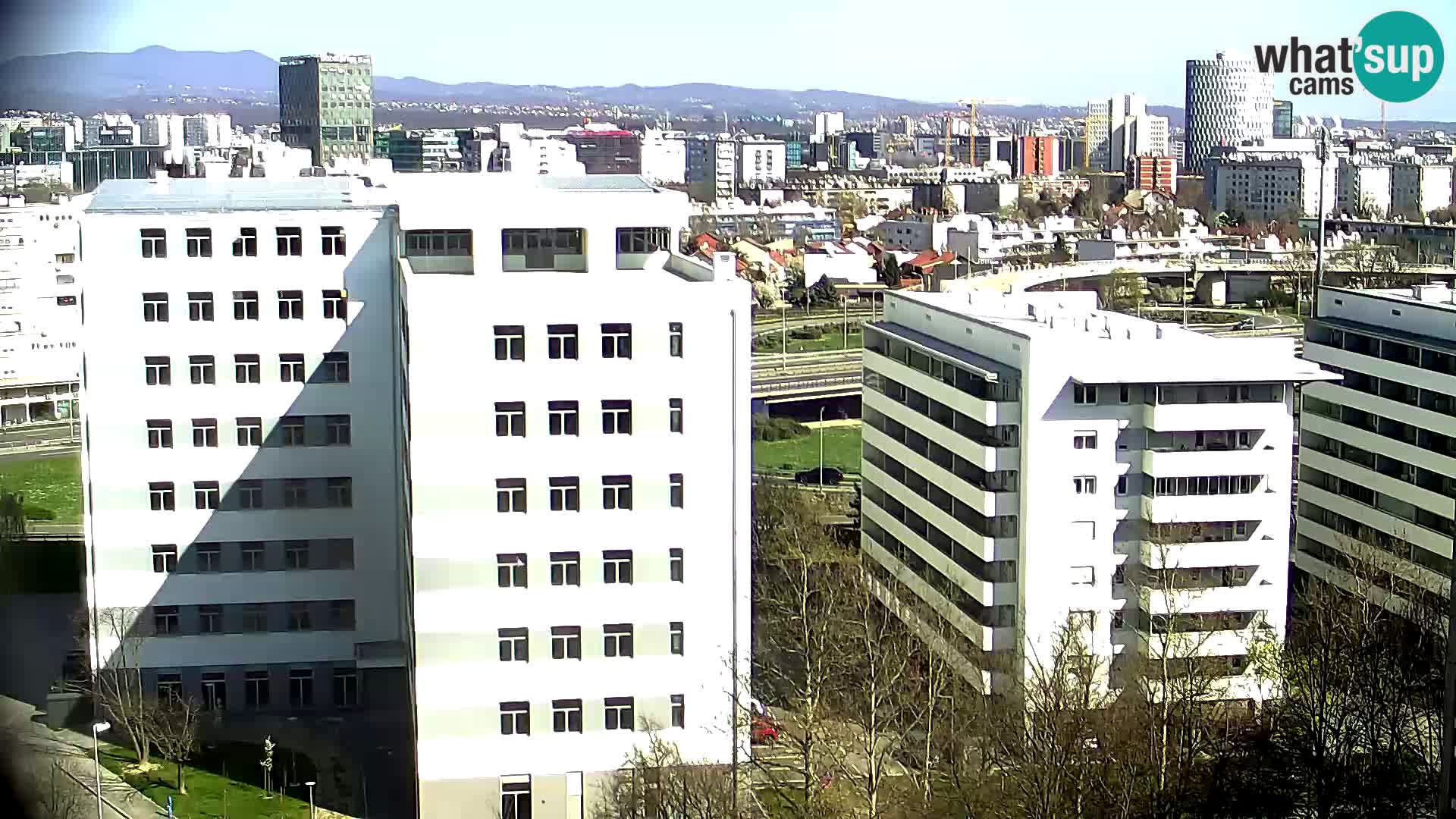 Live Interchange of Slavonska Avenue and Marin Držić Avenue in Zagreb webcam