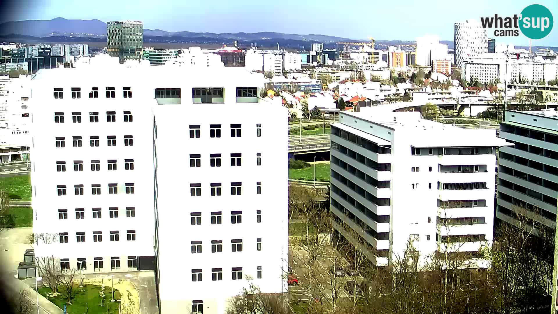Live Interchange of Slavonska Avenue and Marin Držić Avenue in Zagreb webcam