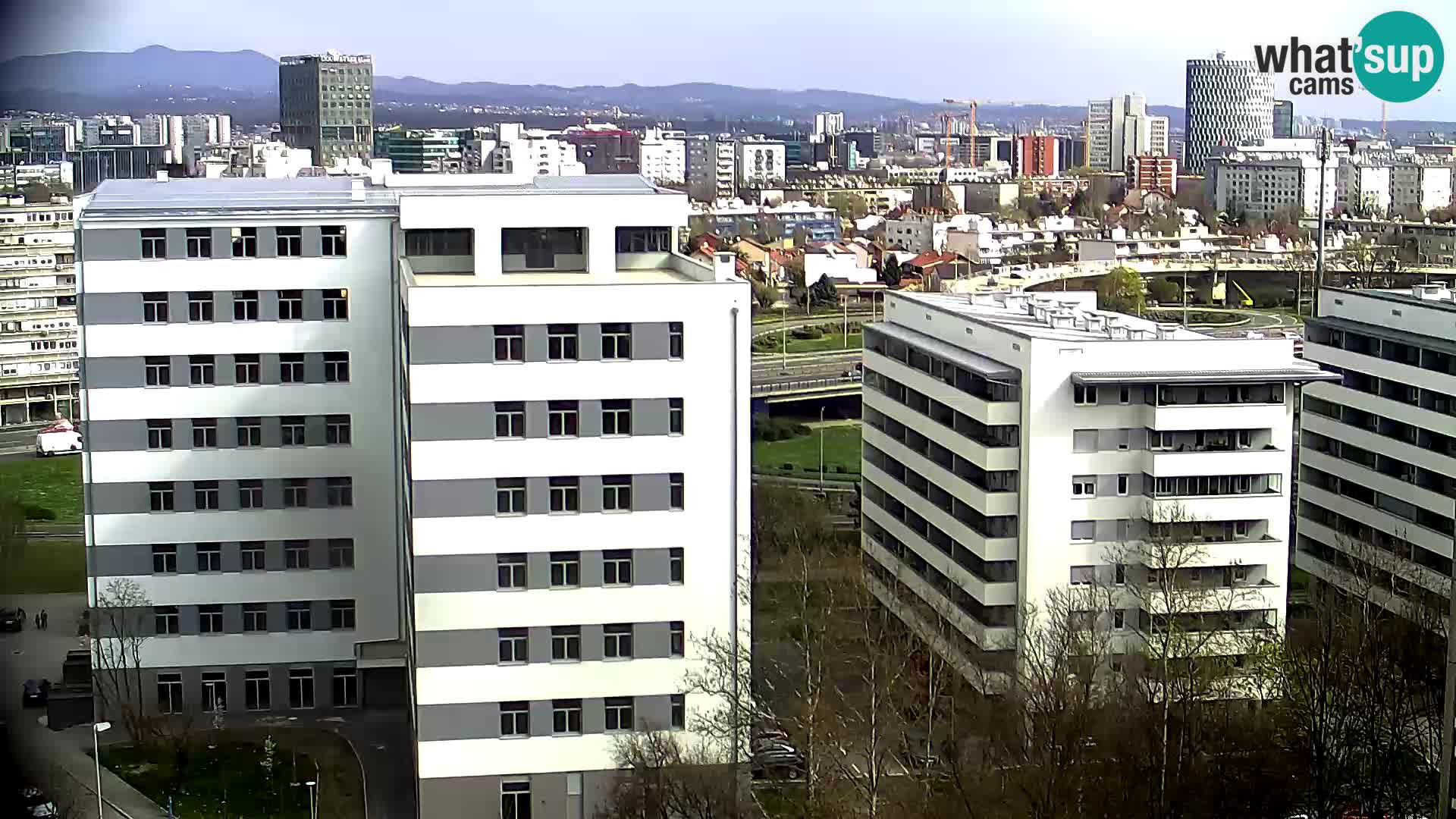 Krožišče Slavonske in Marin Držićeve ulice v Zagrebu v živo