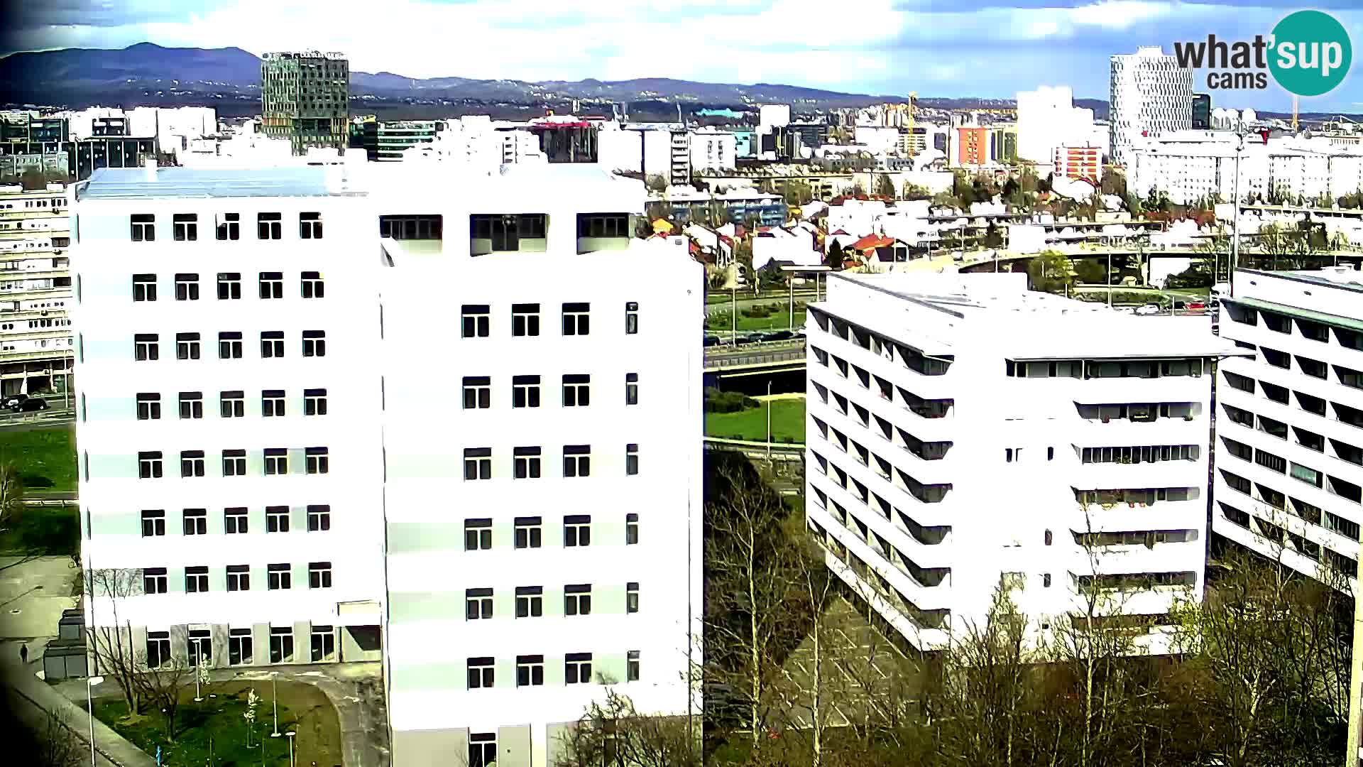 Krožišče Slavonske in Marin Držićeve ulice v Zagrebu v živo