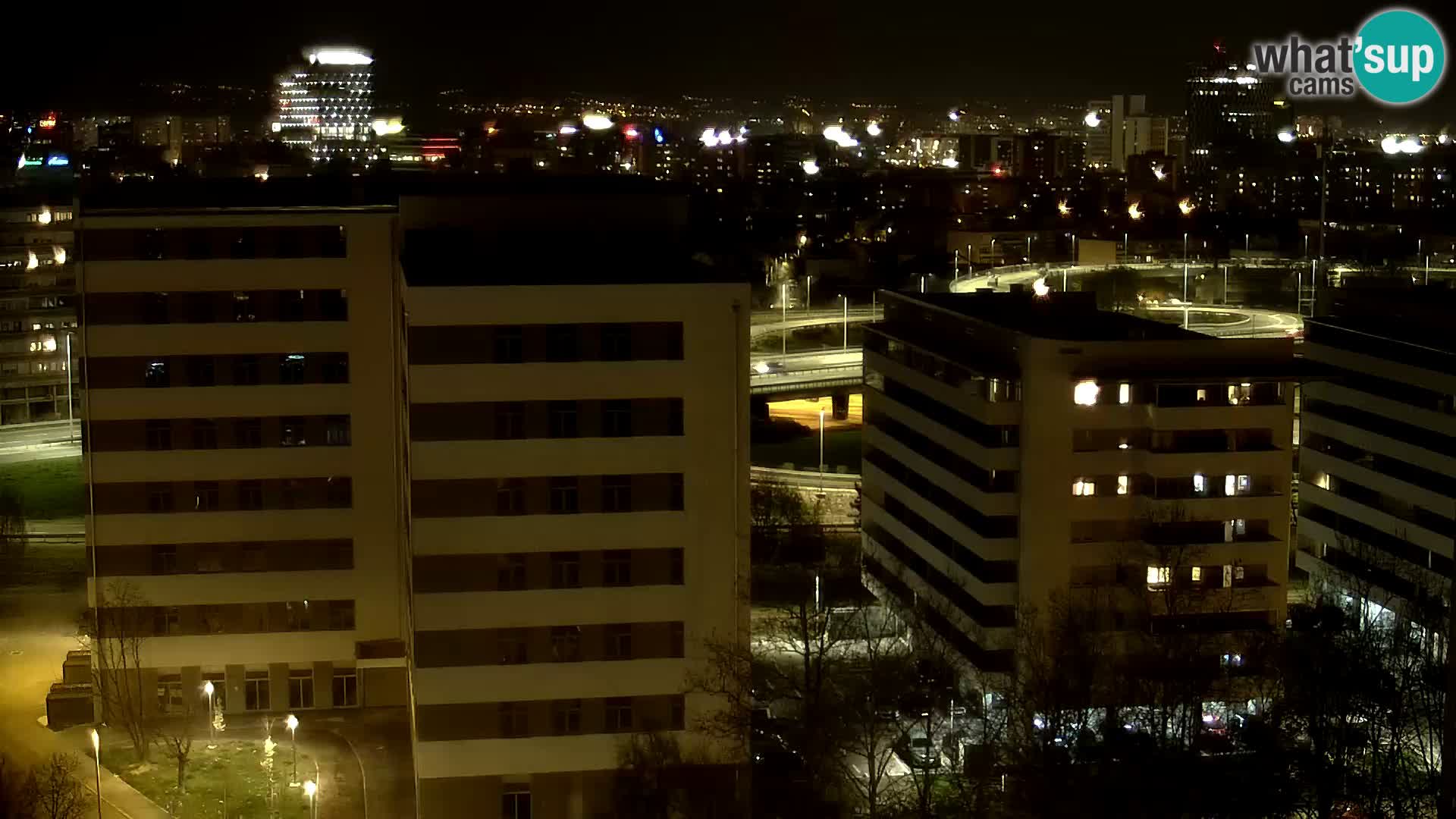 Krožišče Slavonske in Marin Držićeve ulice v Zagrebu v živo