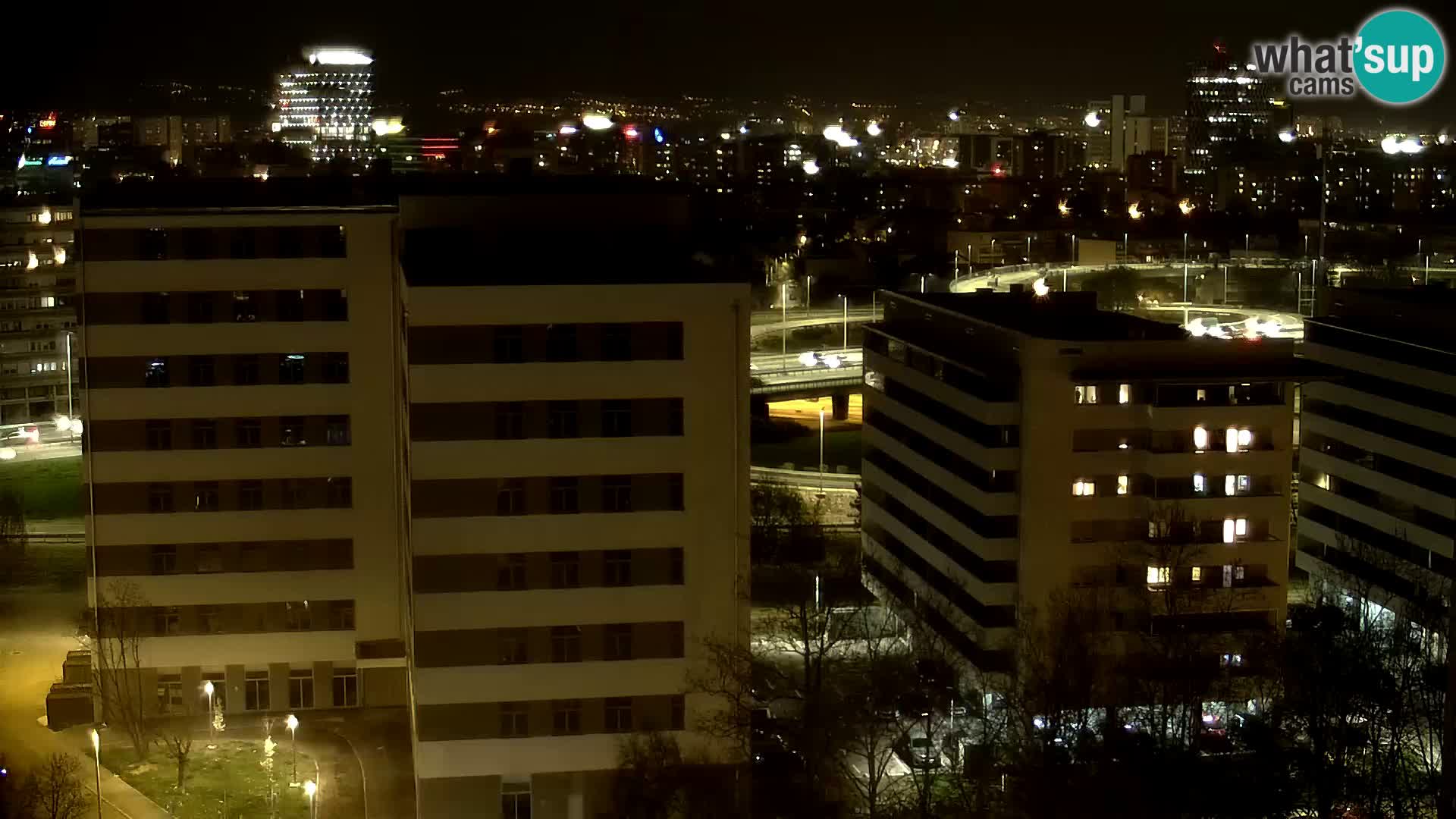 Krožišče Slavonske in Marin Držićeve ulice v Zagrebu v živo