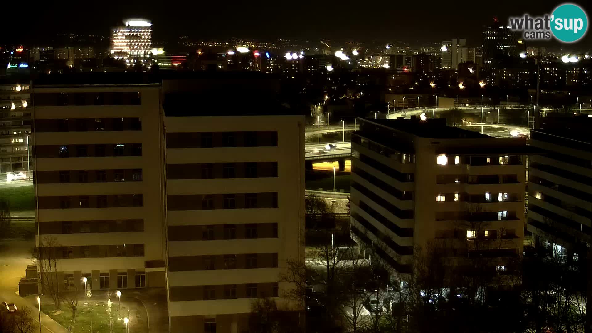 Krožišče Slavonske in Marin Držićeve ulice v Zagrebu v živo