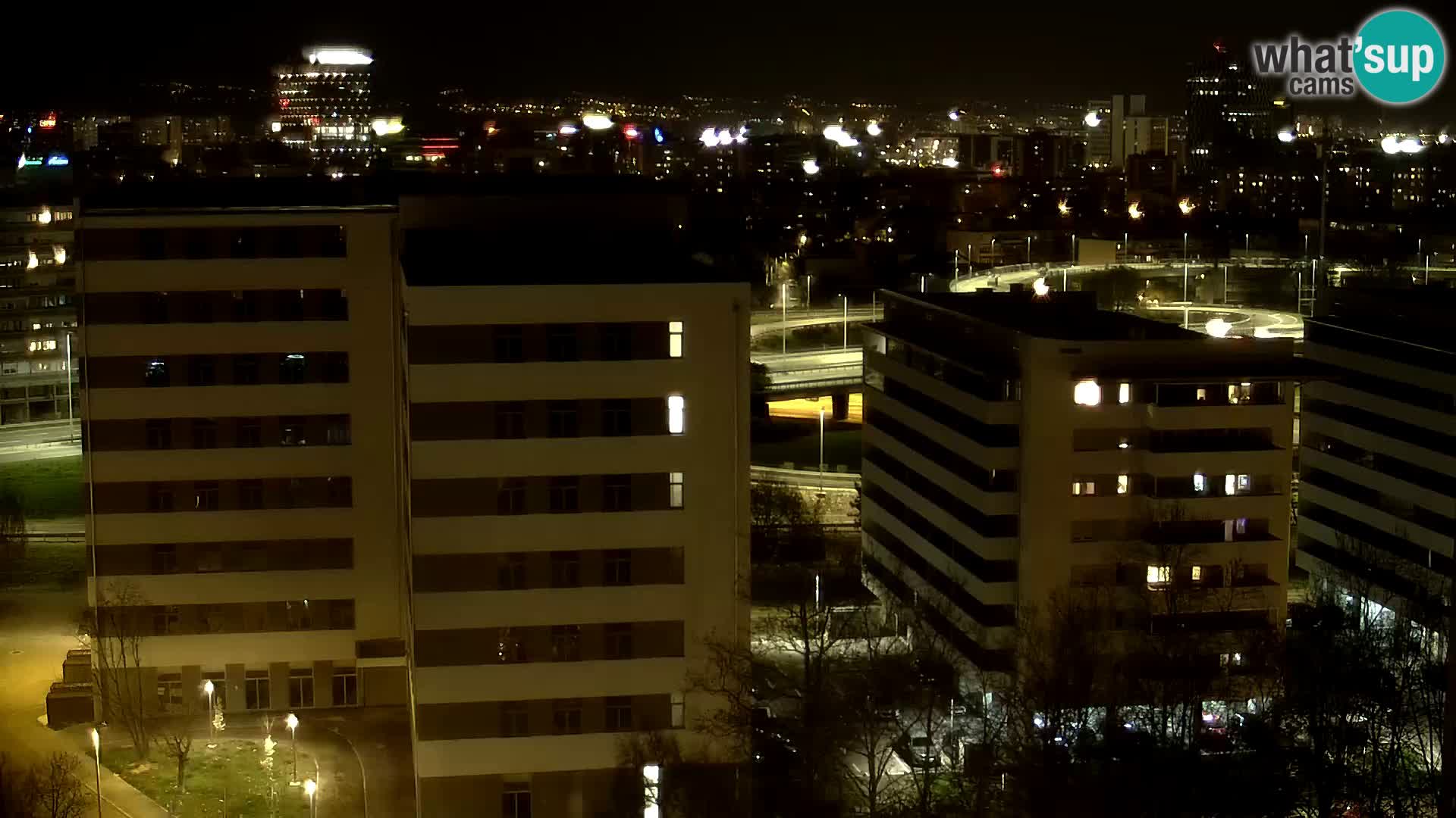 Live-Kreisverkehr Slavonska und Marin Držić Avenue zur Zagreb Webcam