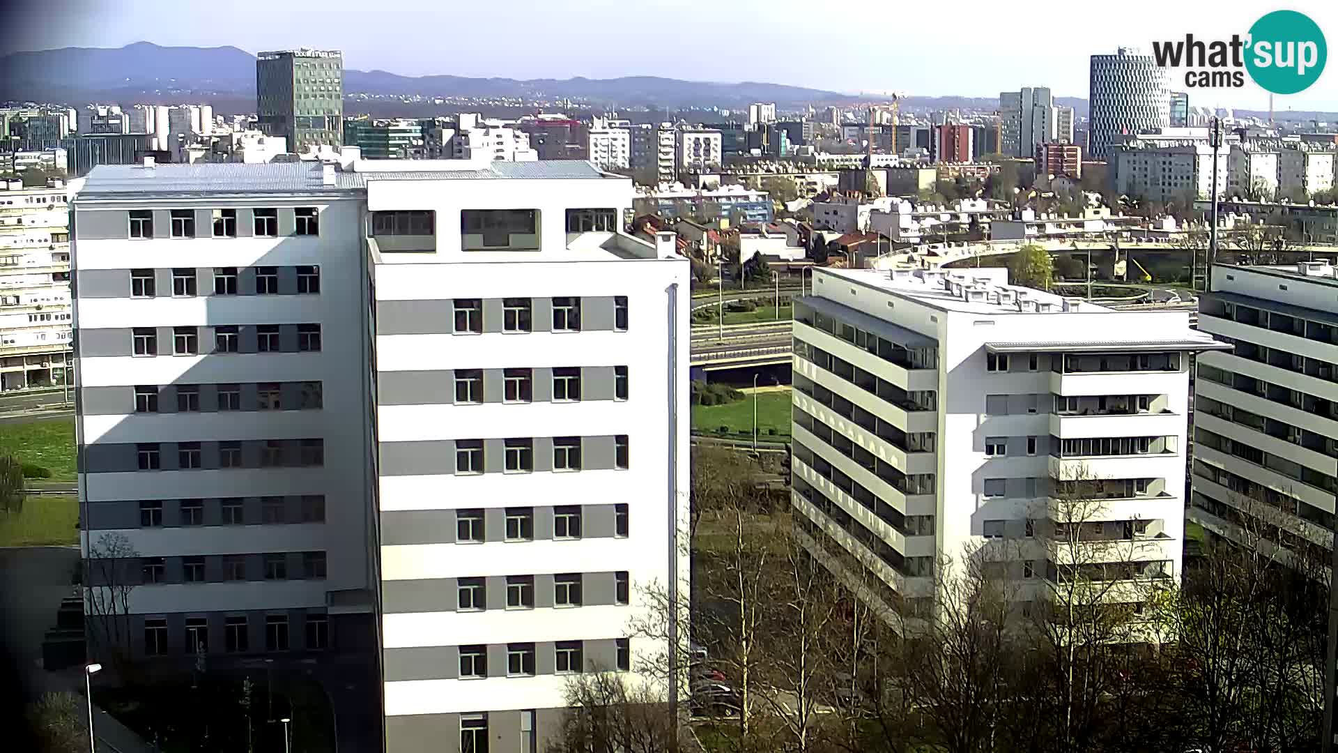 Web kamera Petlja Slavonska – Držićeva – Zagreb Live