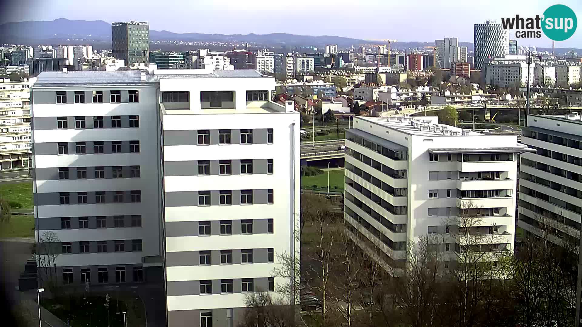Live Interchange of Slavonska Avenue and Marin Držić Avenue in Zagreb webcam